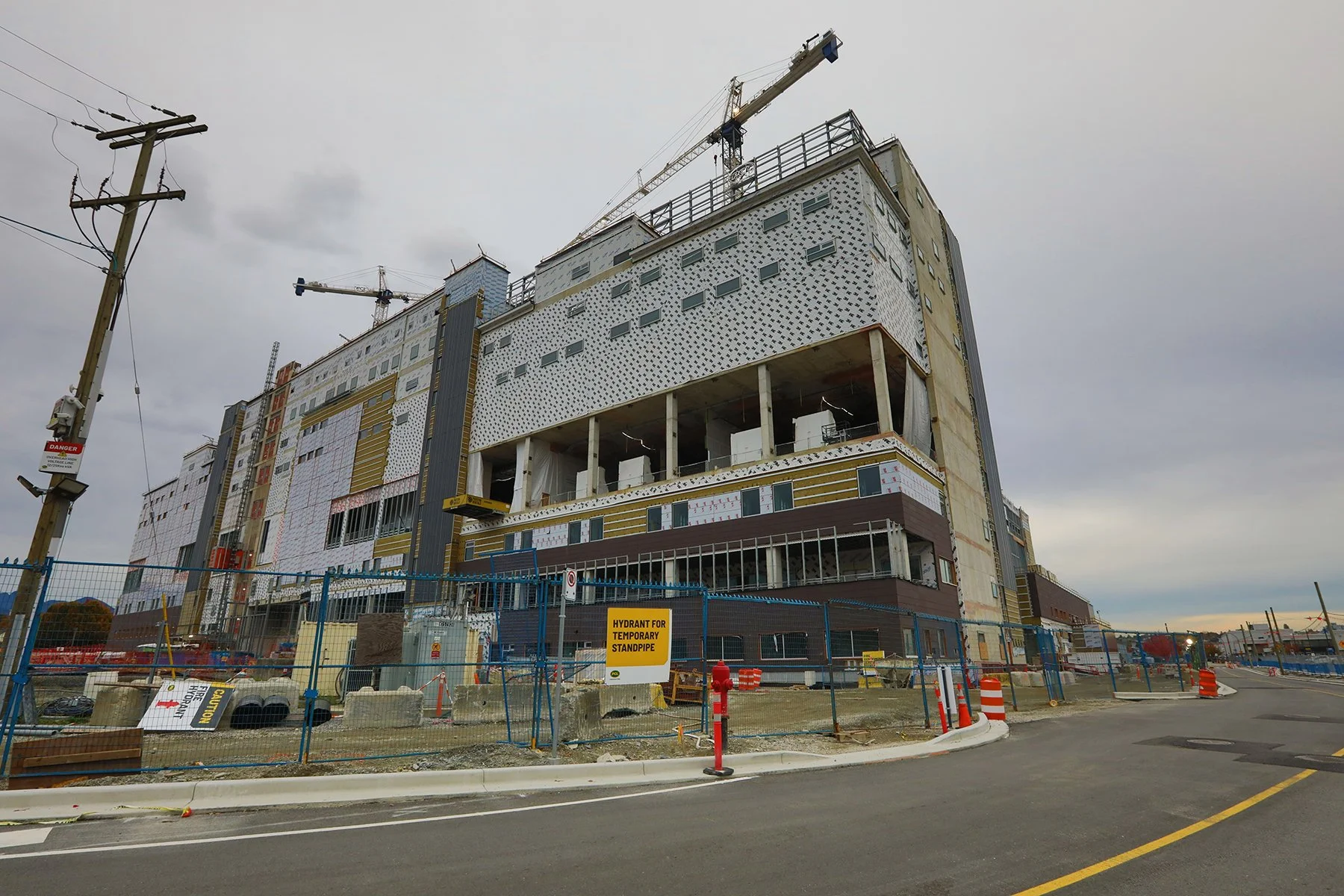 New St.Paul's Hospital Const_Oct 25_2024_HDR_5E3591_4x6.jpg