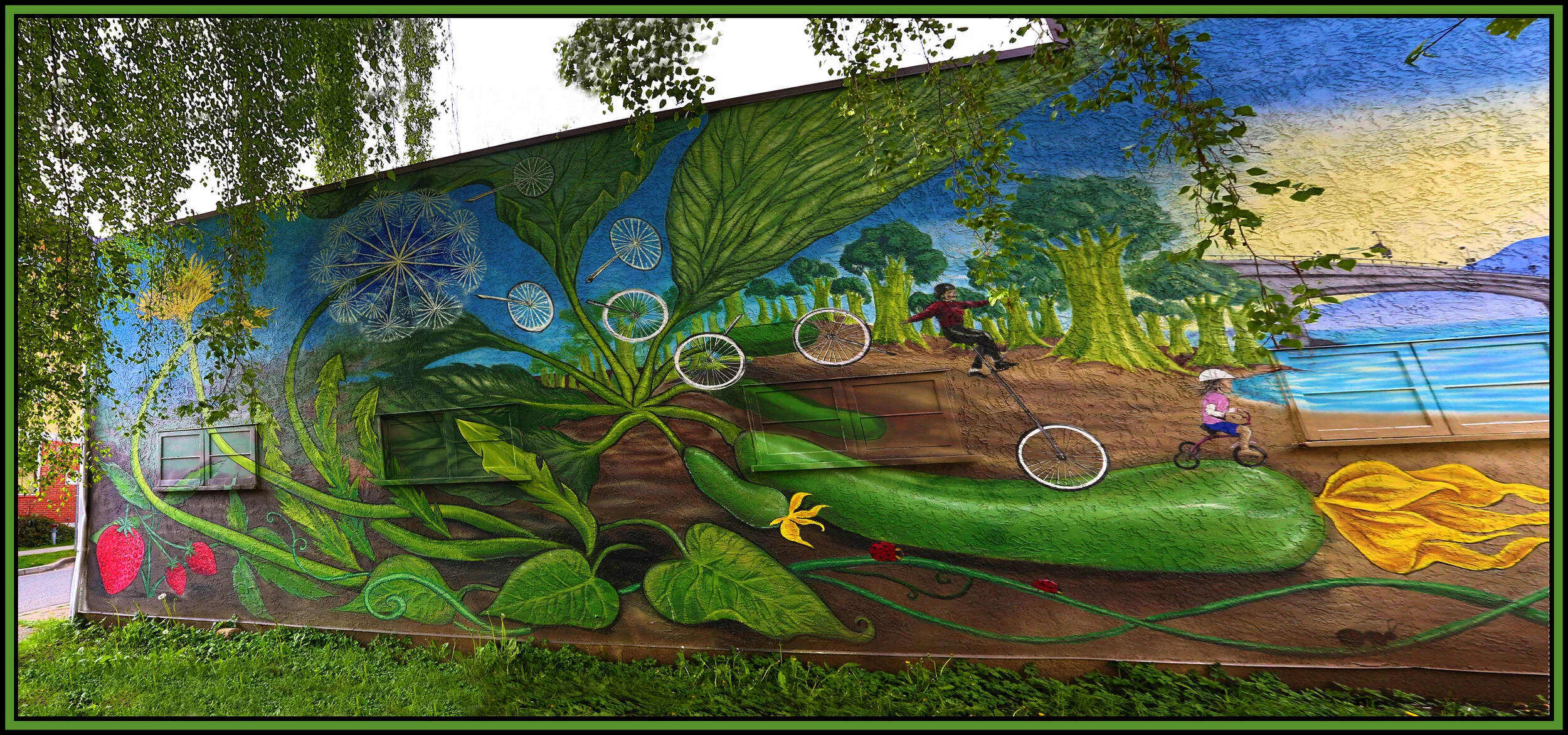 10 th Ave Mural_May 11_2014_HDR_Pan_E2433_4x9s.jpg