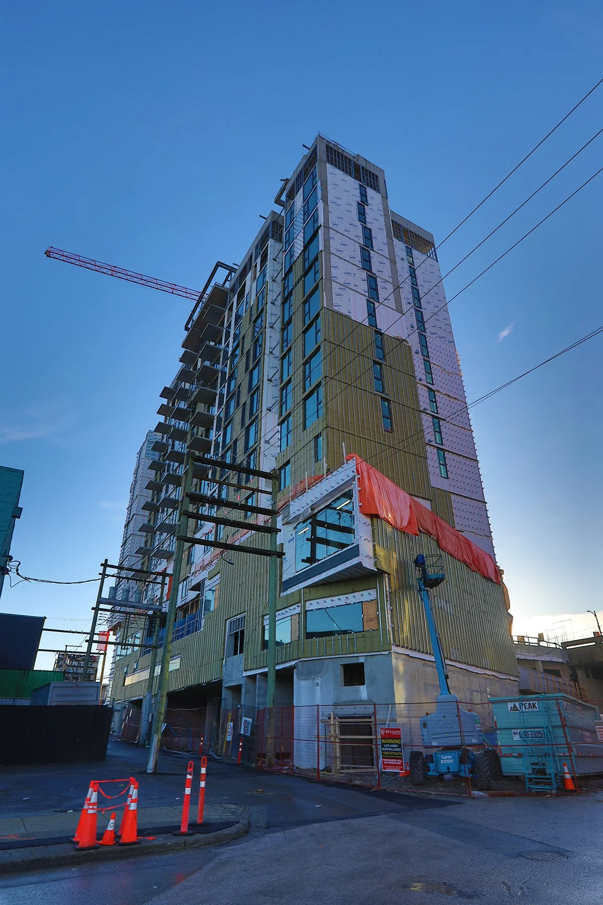 330 Raymur Ave Const_Dec 8_2024_HDR_5E6437_4x6.jpg