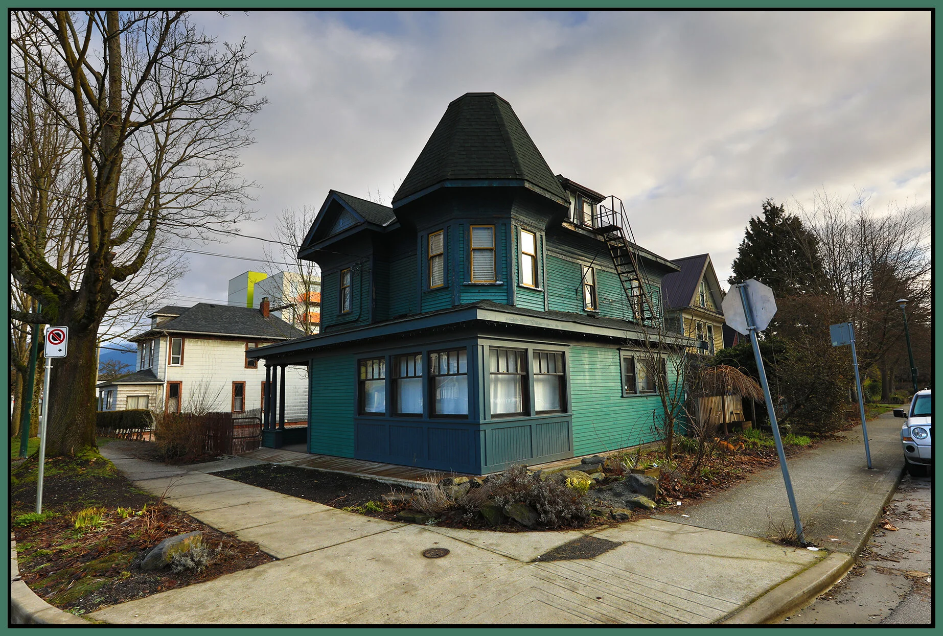 450 Heatley St Strathcona_Feb 17_2020_HDR_F6041_4x6s.jpg