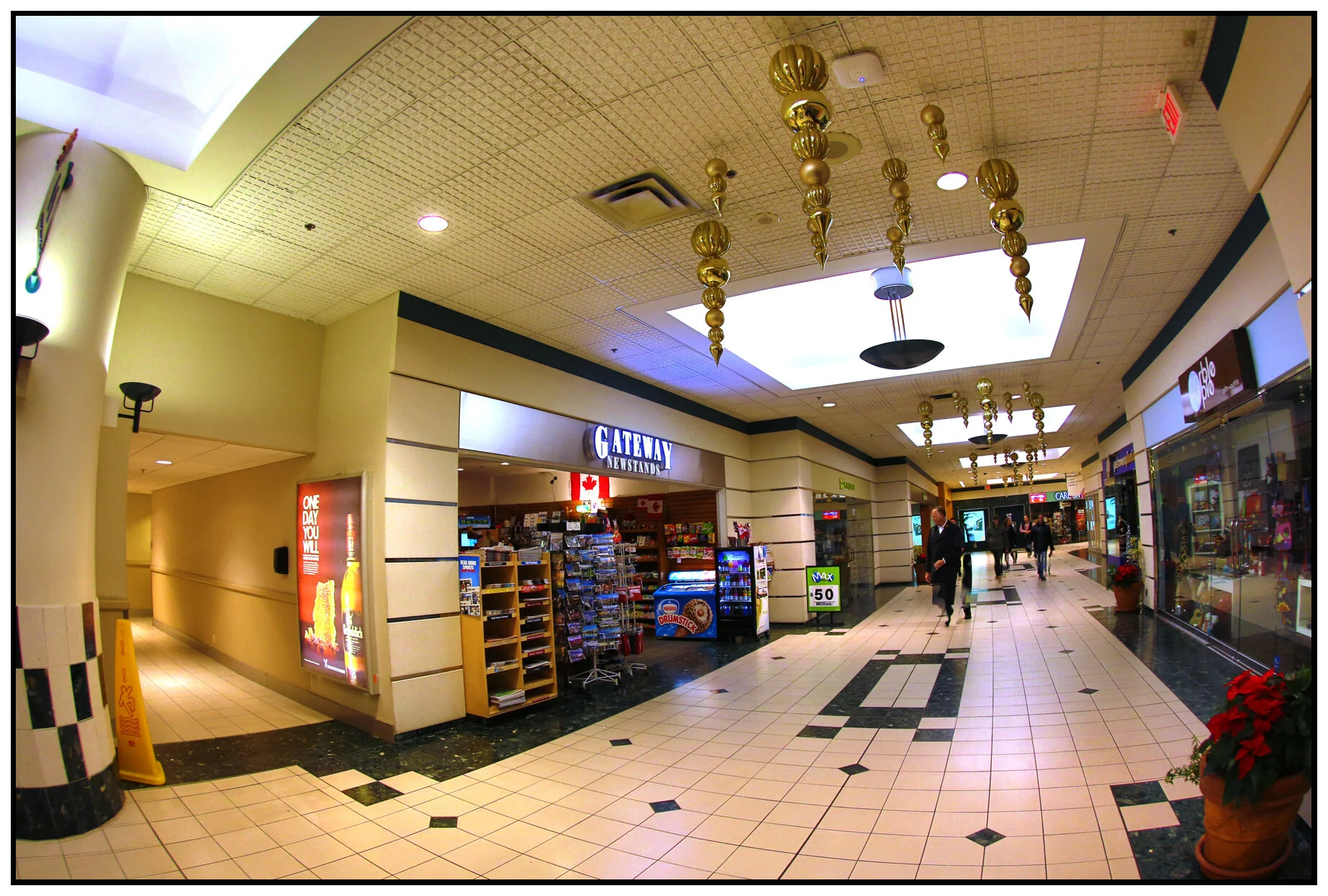 Waterfront Ctr_Dec 6_2013_HDR_D1145_4x6s.jpg