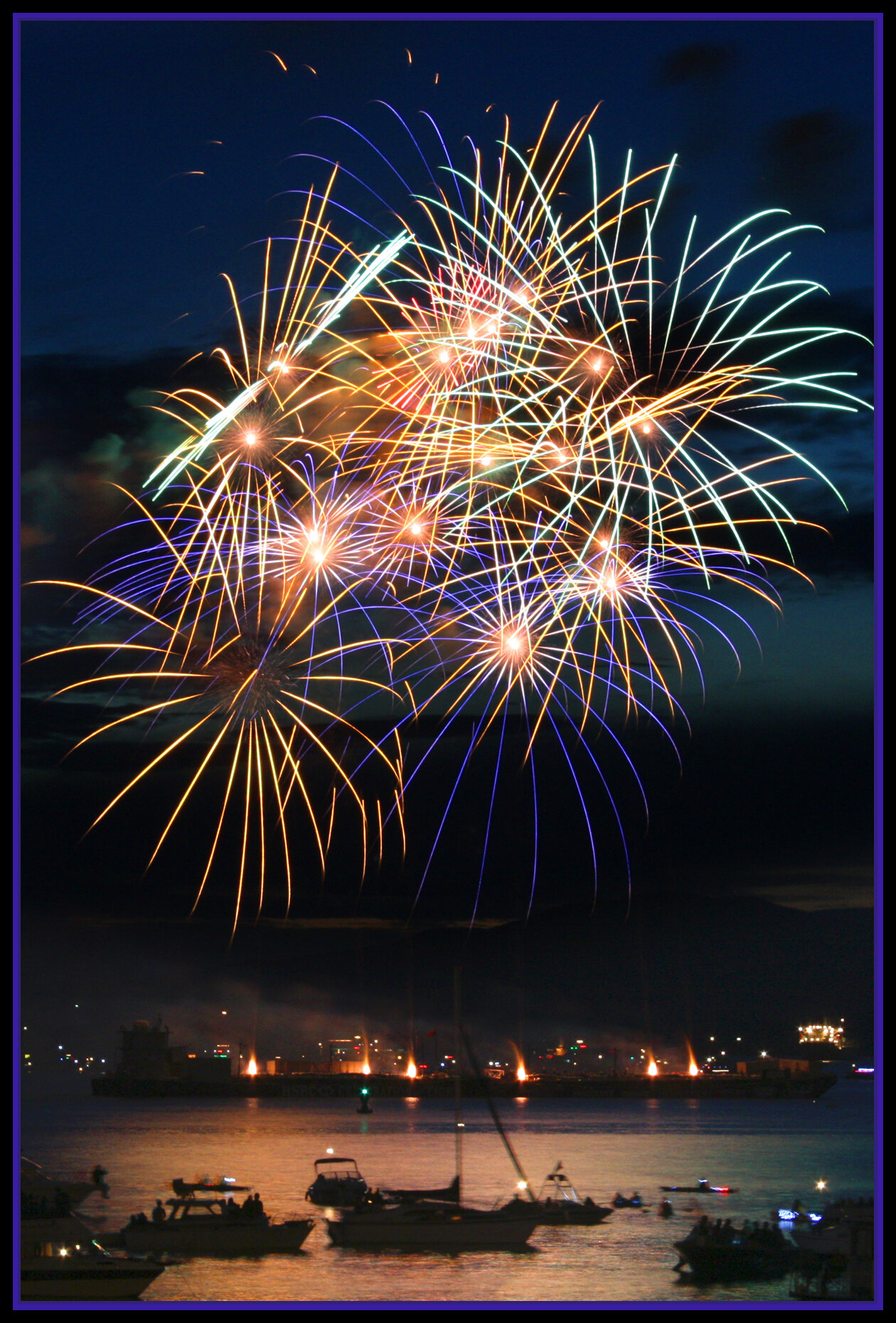Fireworks China July 30_08_5268_4x6s.jpg