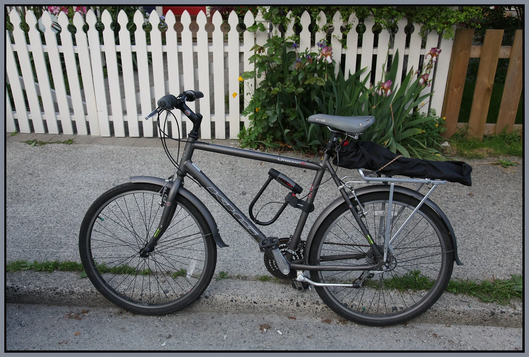 KHS Bike_May 27_2009_HDR_8286_4x6s.jpg