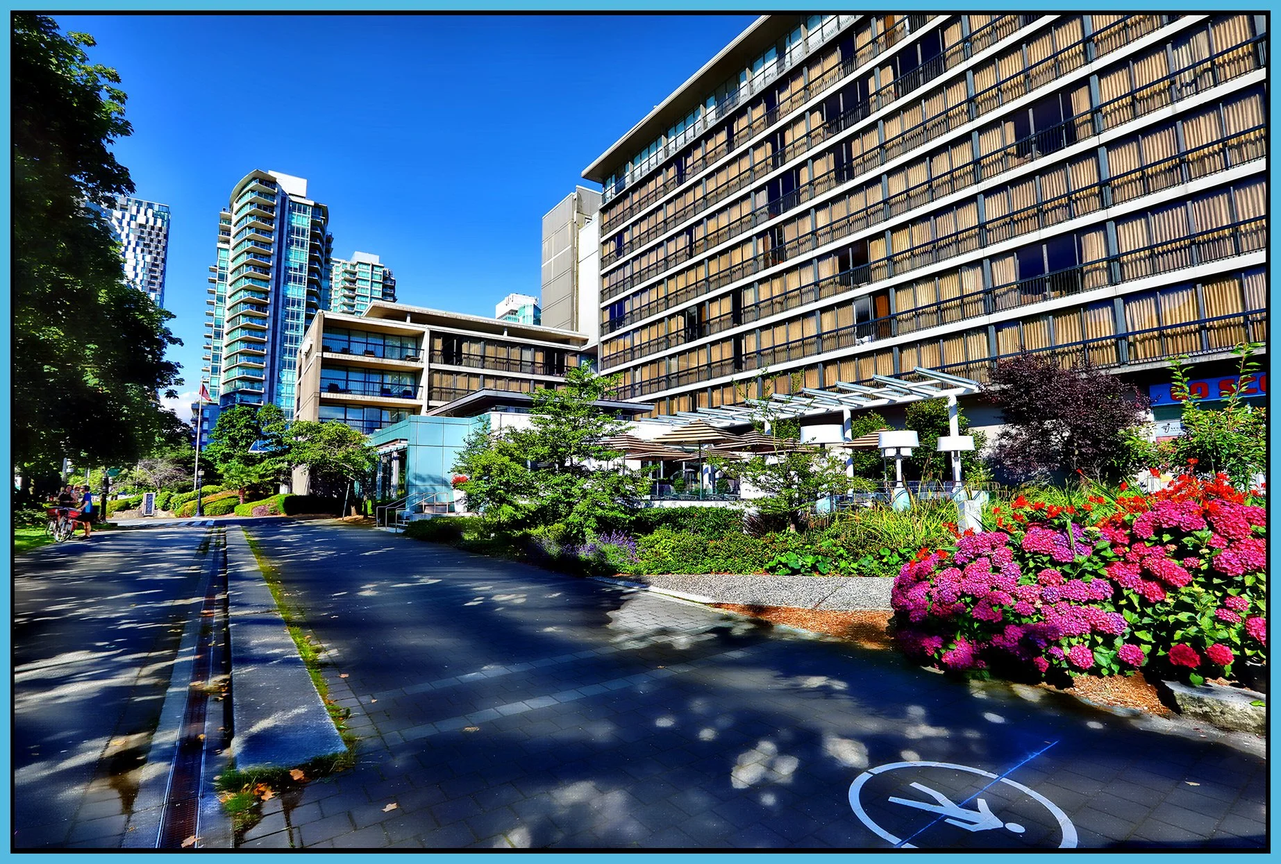 Bayshore Patio_Jul 12_2025_HDR_4J8117_peHdr2013_1_4x6s.jpg