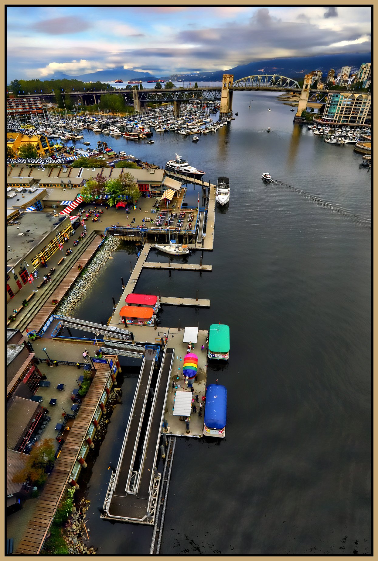 Granville Bridge LkgNW_Aug 7_2023_HDR_5C3723_peHdr2013_1_4x6s.jpg