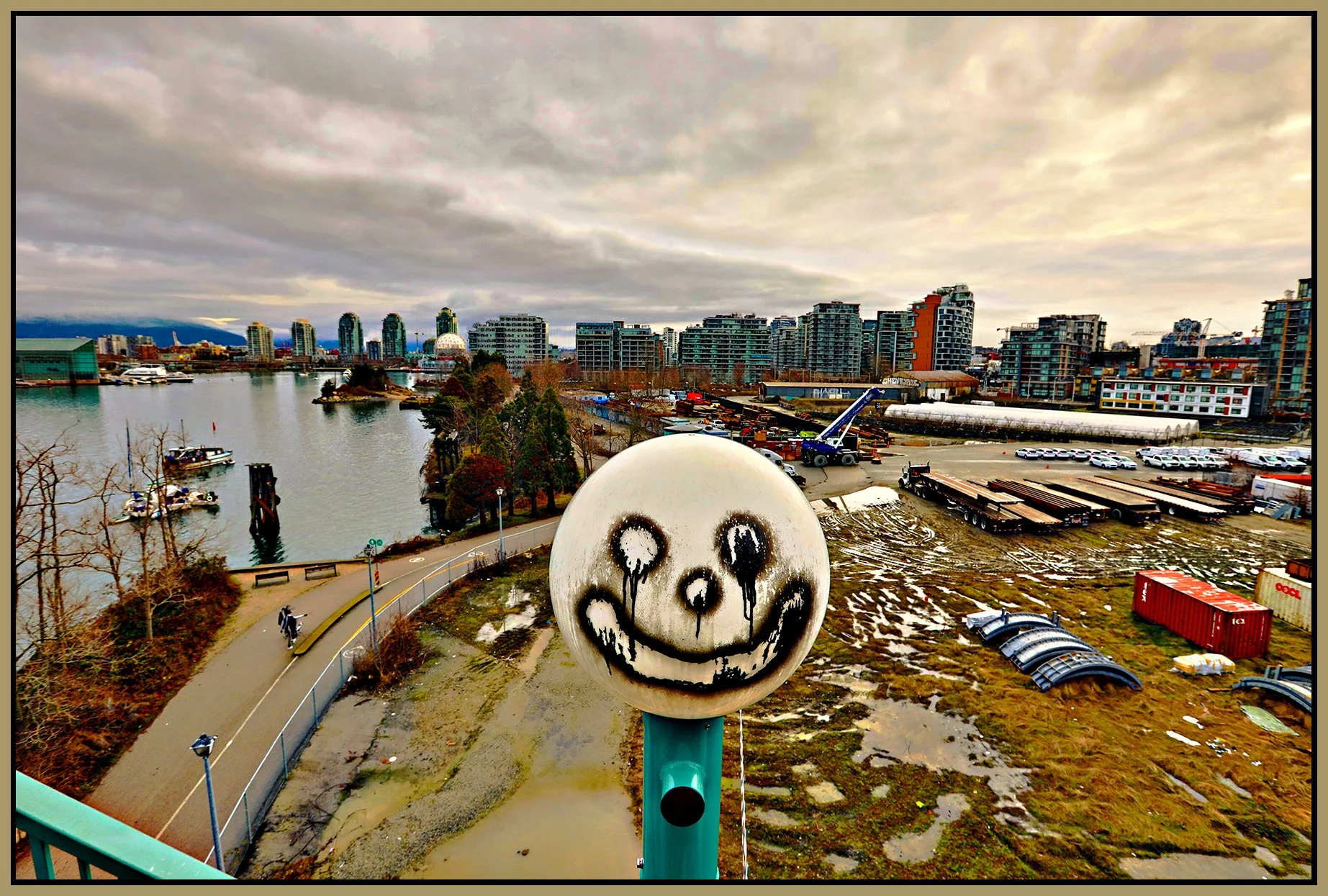 Cambie Bridge Happy Face_Jan 22_2023_HDR_5D3074_peVenice_4x6s.jpg