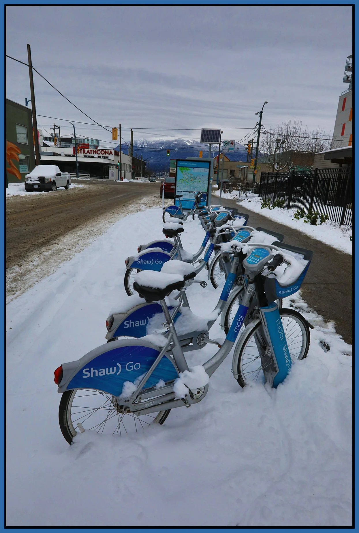 Mobi Bikes Snow_Jan 1_2022_HDR_5A5986_4x6s.jpg