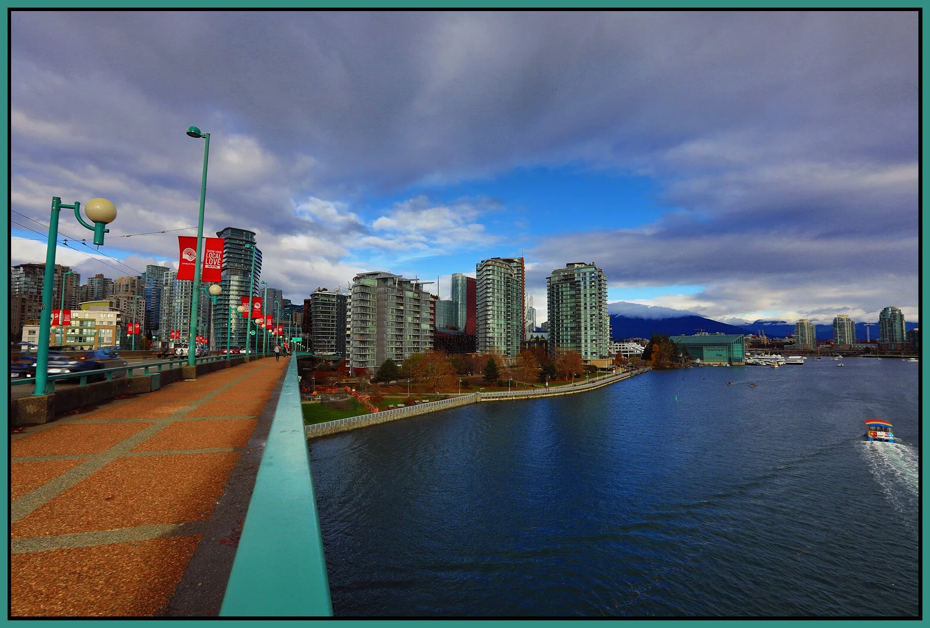 Cambie Bridge LkgNE_Nov 19_2023_HDR_5C9952_peB&s_4x6s.jpg