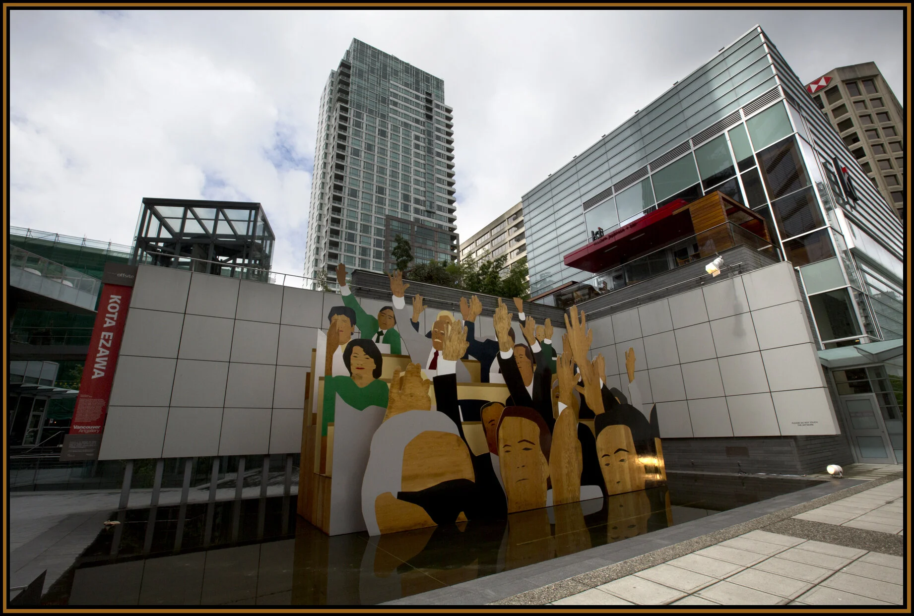 Shangri-la_Jun 18_2012_C6916_4x6s.jpg