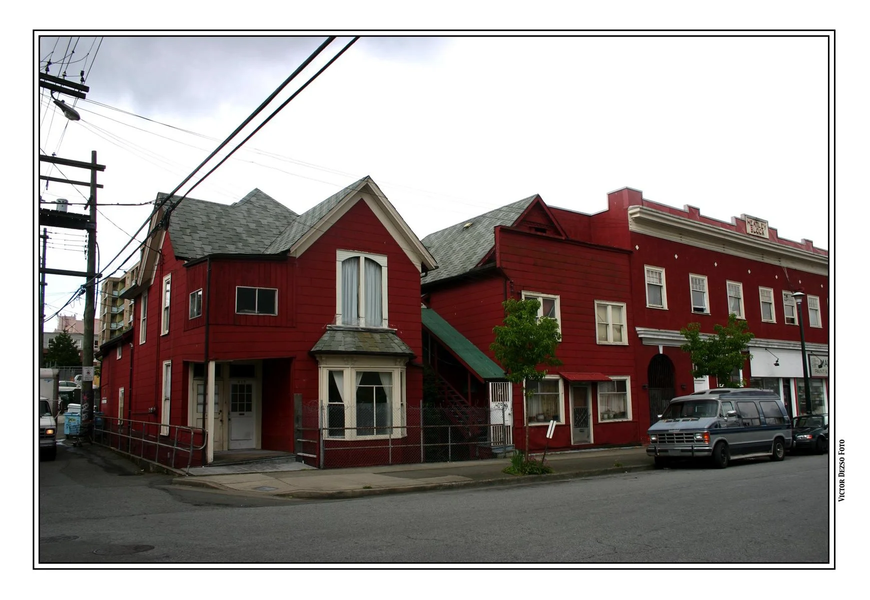 425 Heatley St_4x6s.jpg