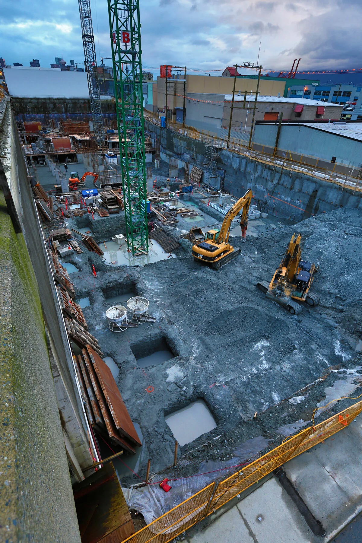 Strathcona Village Const_Feb 18_2016_HDR_K4803_4x6.jpg