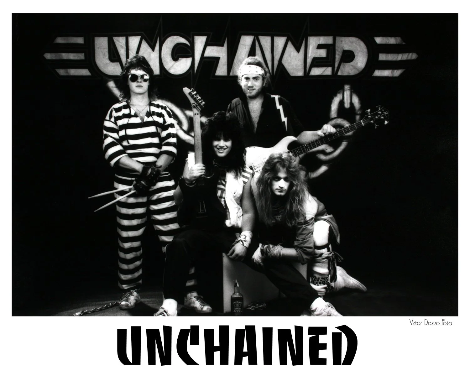 Unchained_4276_4x5.jpg