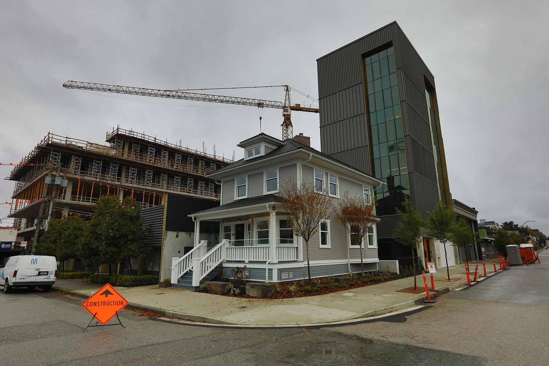 2040 Columbia St Const_Sep 12_2021_HDR_5A2519_4x6.jpg