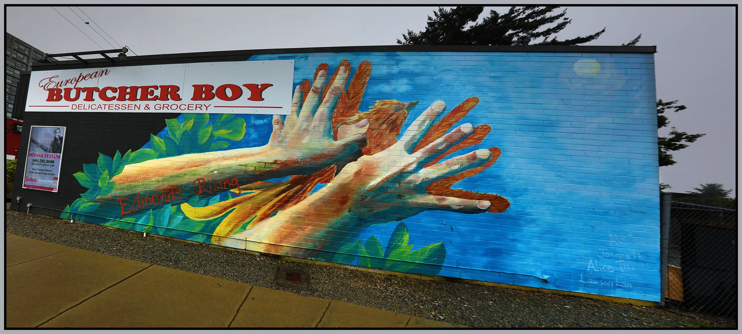 New West Mural_Oct 18_2020_HDR_Pan_4G8691_4x9s.jpg