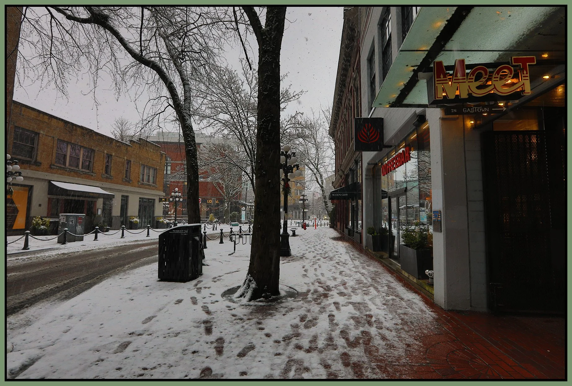 Gastown 12 Water St LkgE_Feb 2_2025_HDR_5E9116_4x6s.jpg