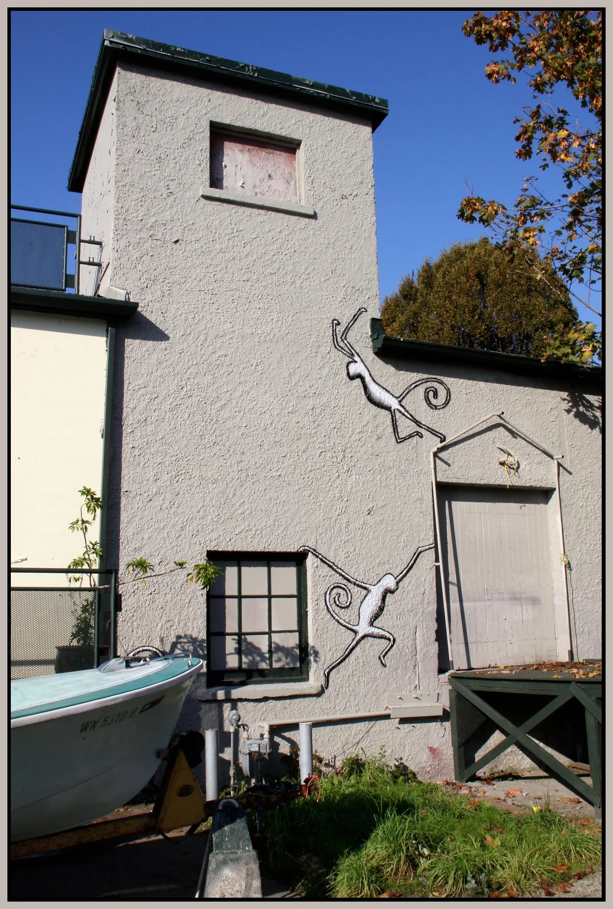 Prior St Mural_Oct 16_2010_1857_4x6s.jpg