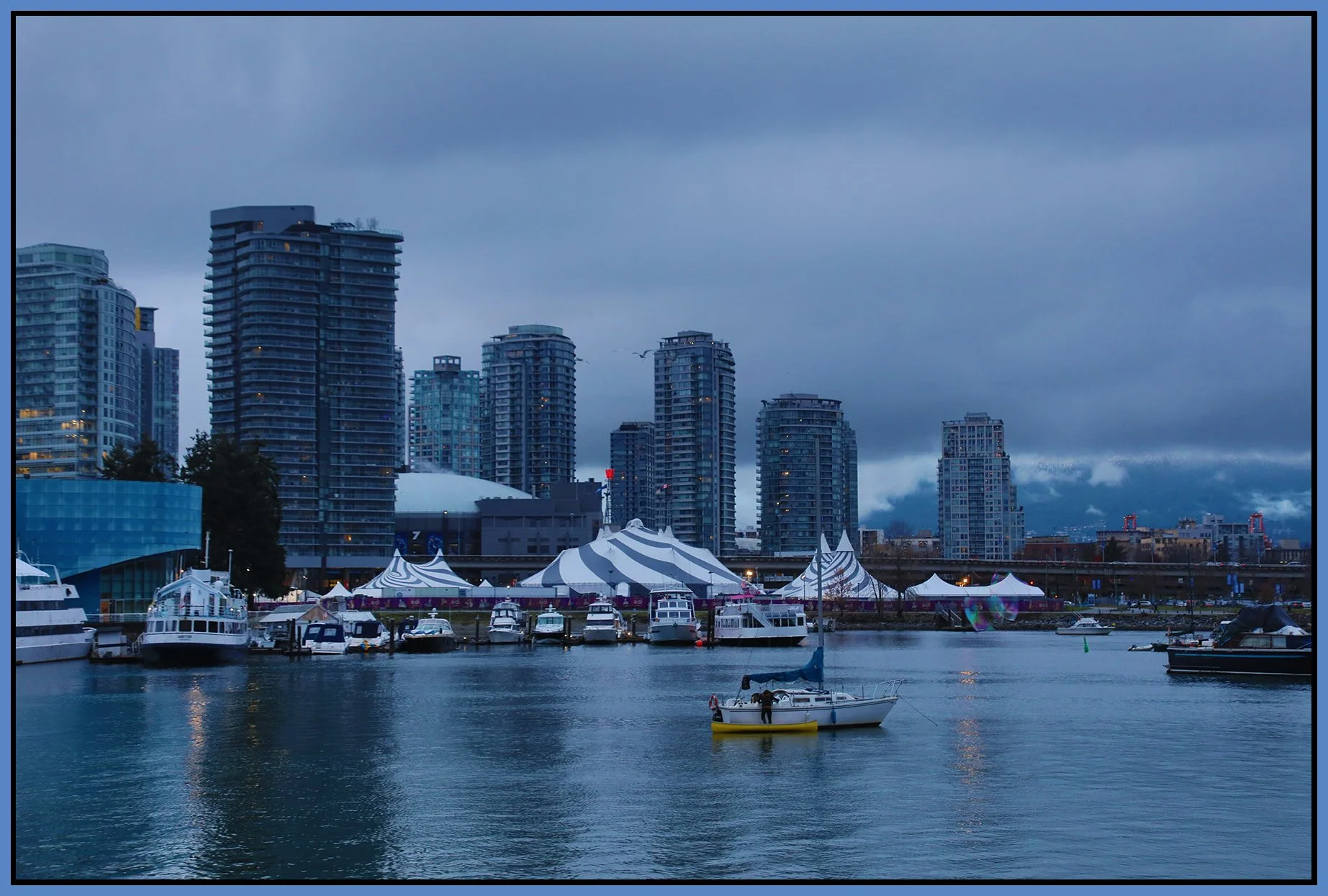 Cirque Du Soliel_Dec 1-2023_HDR_4H9380_4x6s.jpg