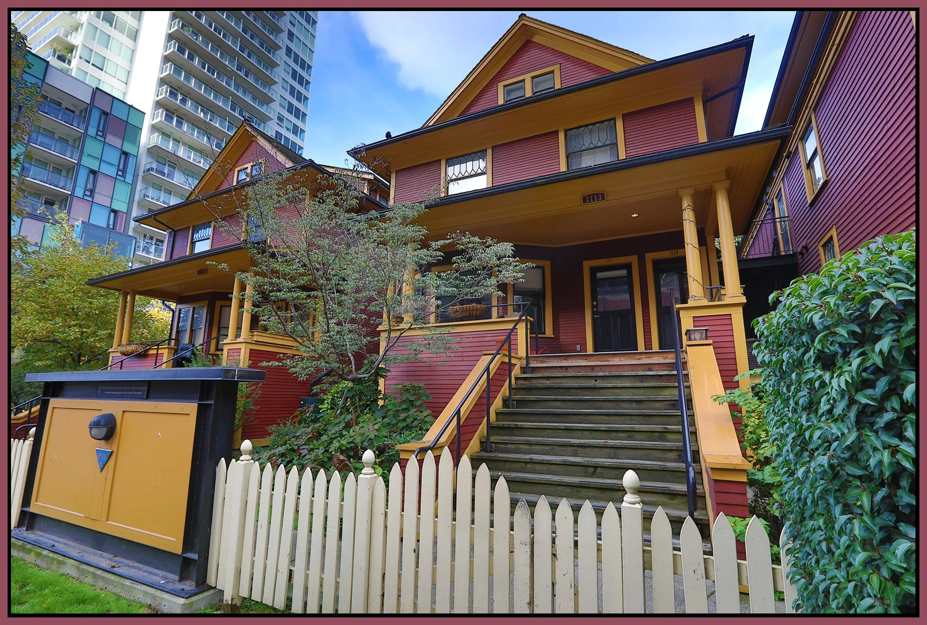 1113 Thurlow St_Oct 23_2024_HDR_5E3339_4x6s.jpg