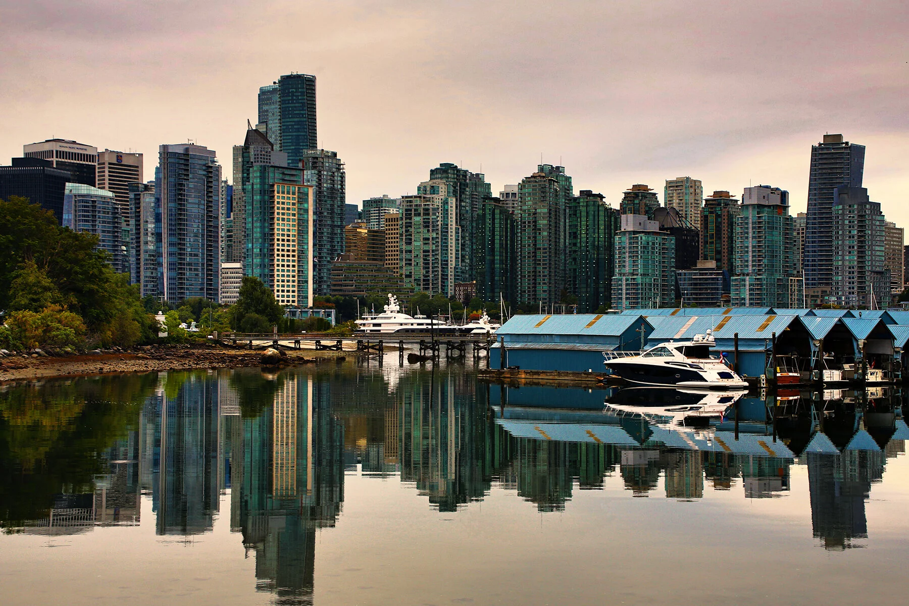 Stanley Pk Boats_Sep 1_2020_HDR_3B0202_peWw_4x6.jpg