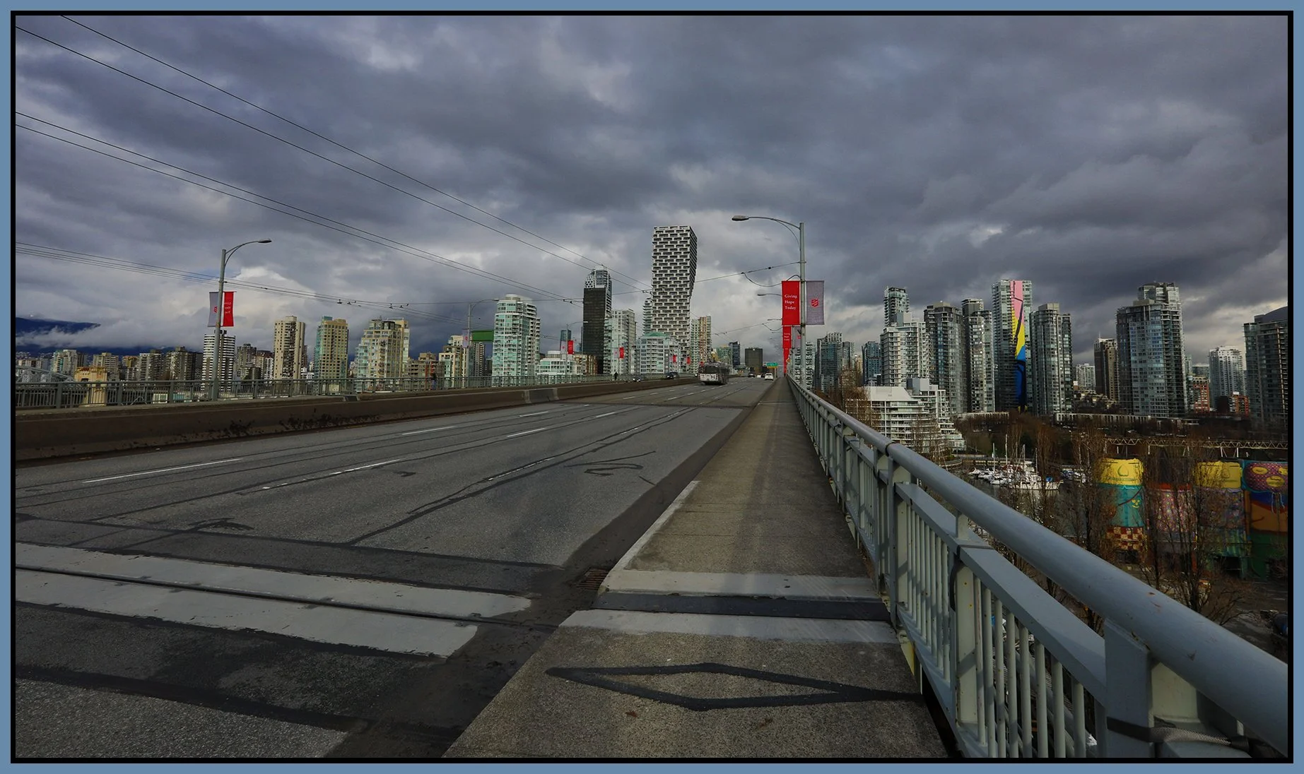 Granville Bridge LkgN_Jan 18_2023_HDR_5D2762_3.5x6s.jpg