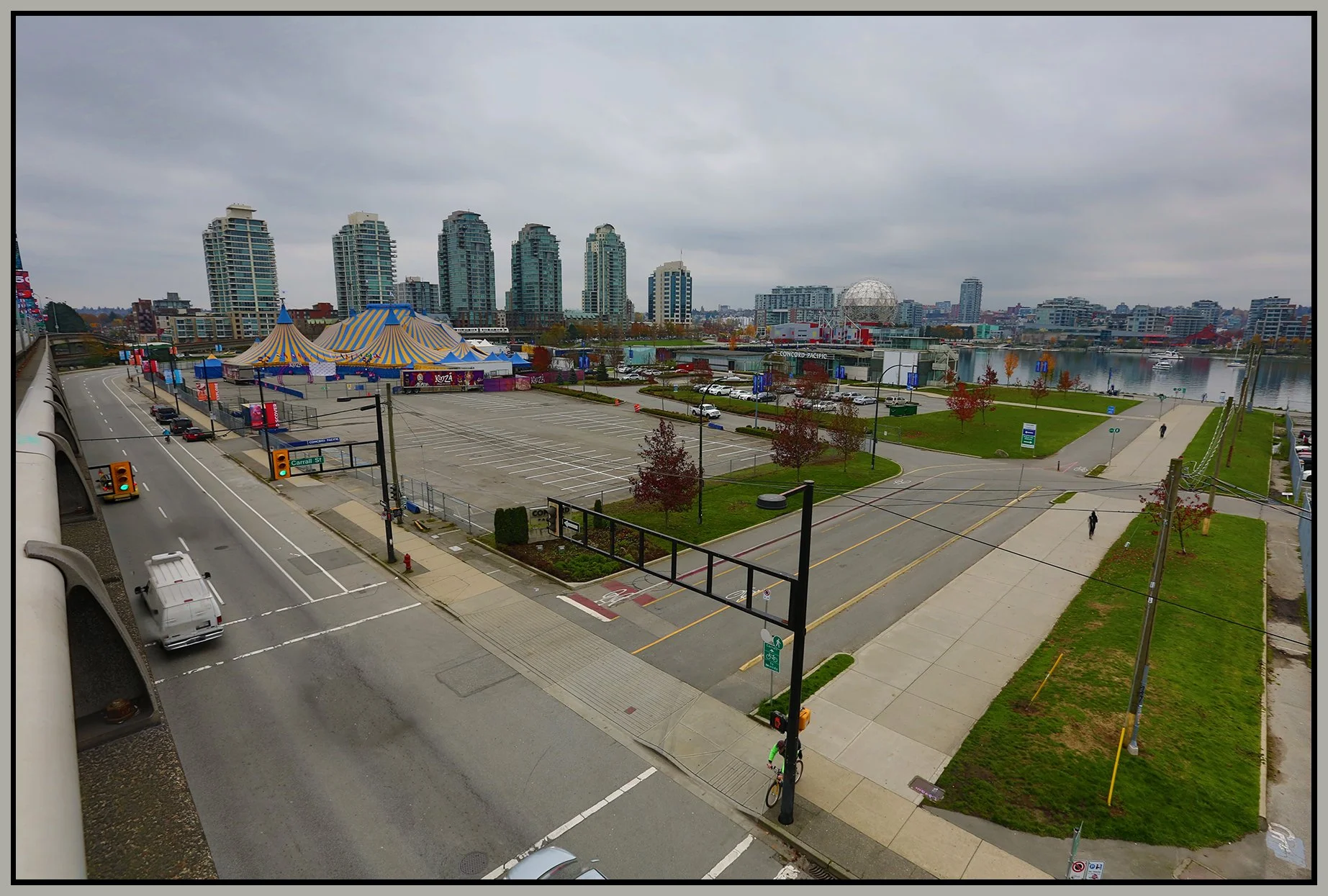 Cirque Du Soliel Kooza from Viaduct_Nov 4_2015_HDR_H9805_4x6s.jpg