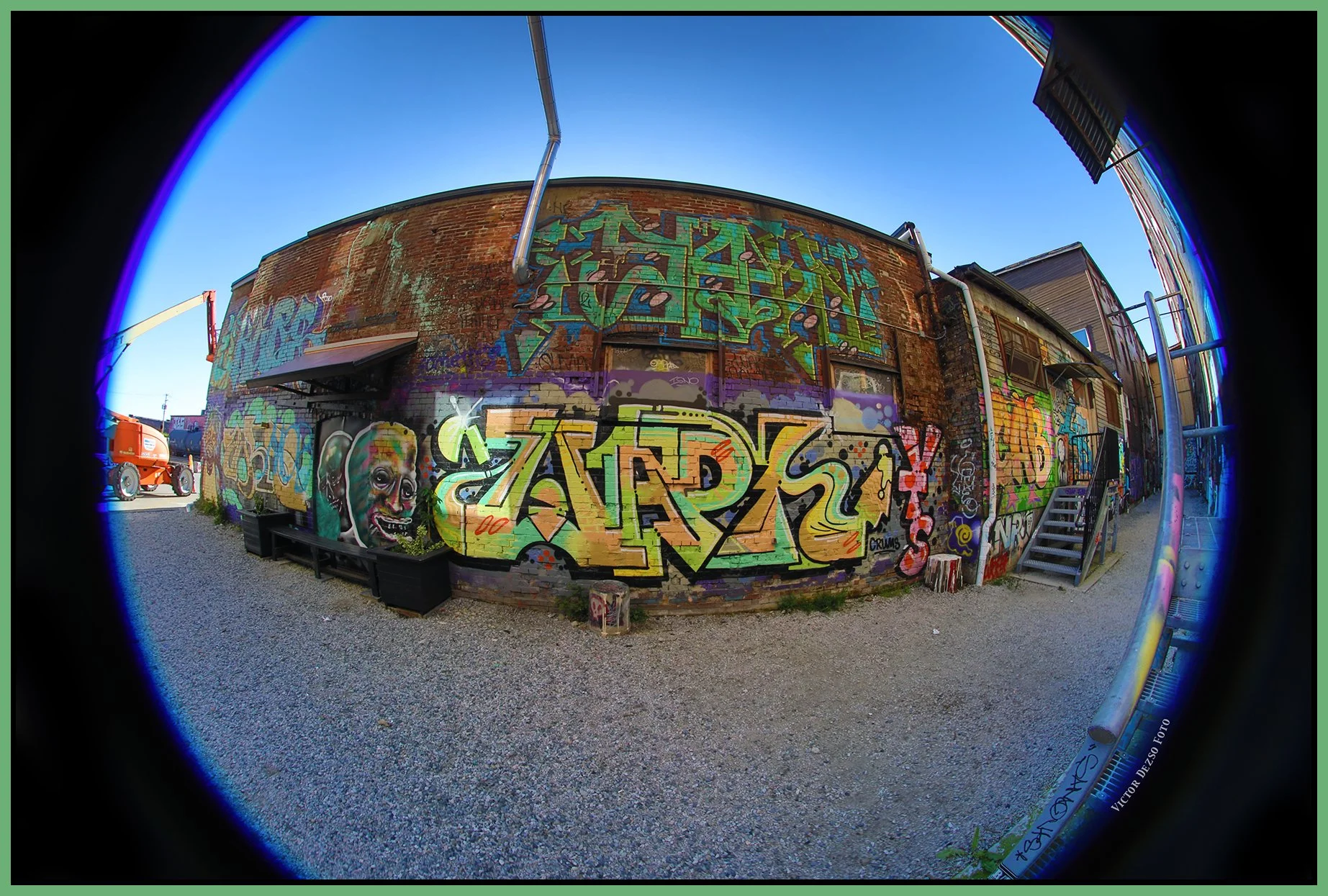 1000 Parker Alley Graffiti_May 4_2025_HDR_5F2569_4x6s.jpg