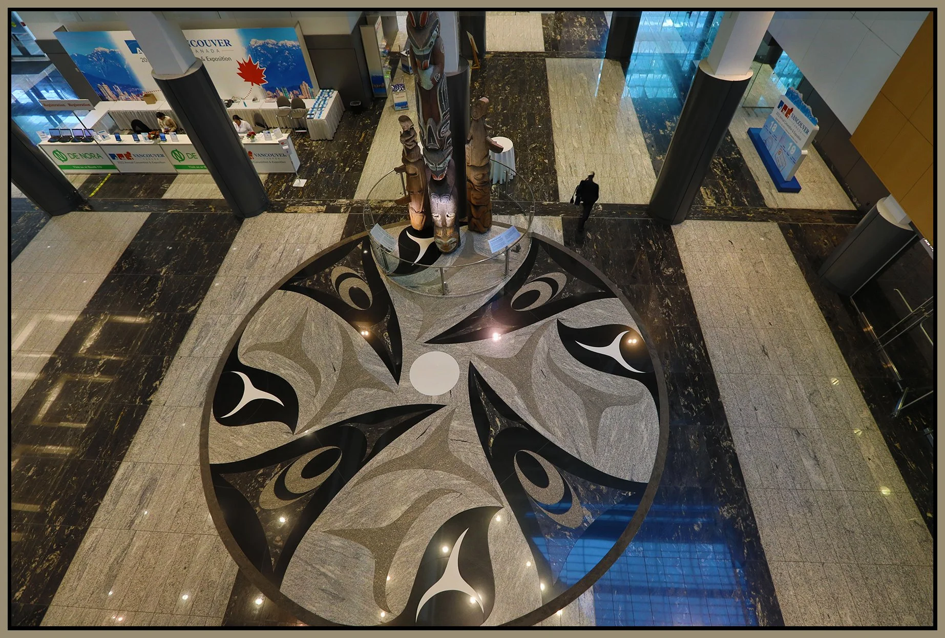 Canada Place Lobby_Sep 22_2022_HDR_5B9301_4x6s.jpg