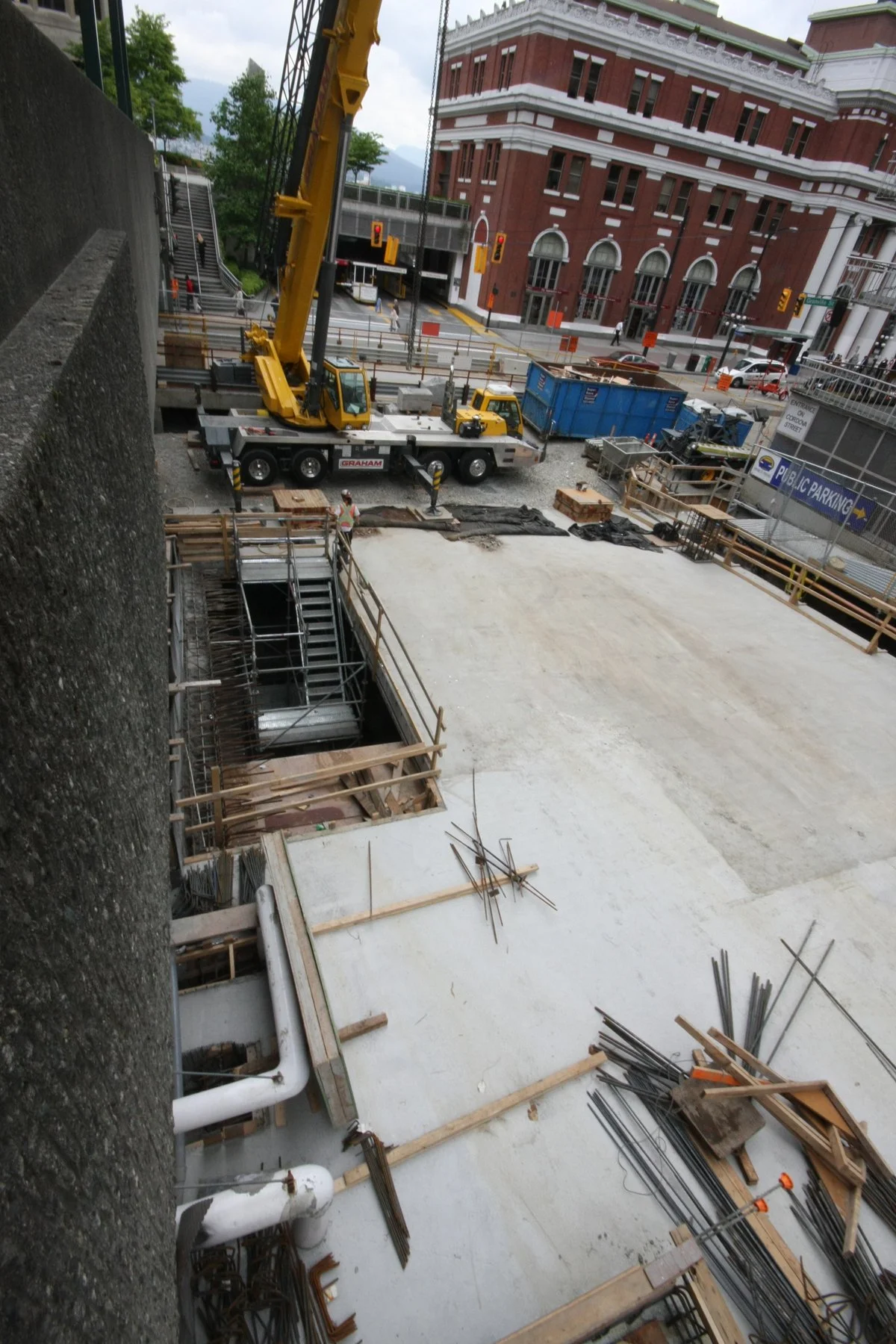 Granville Dig_May30_08_9827_4x6.jpg