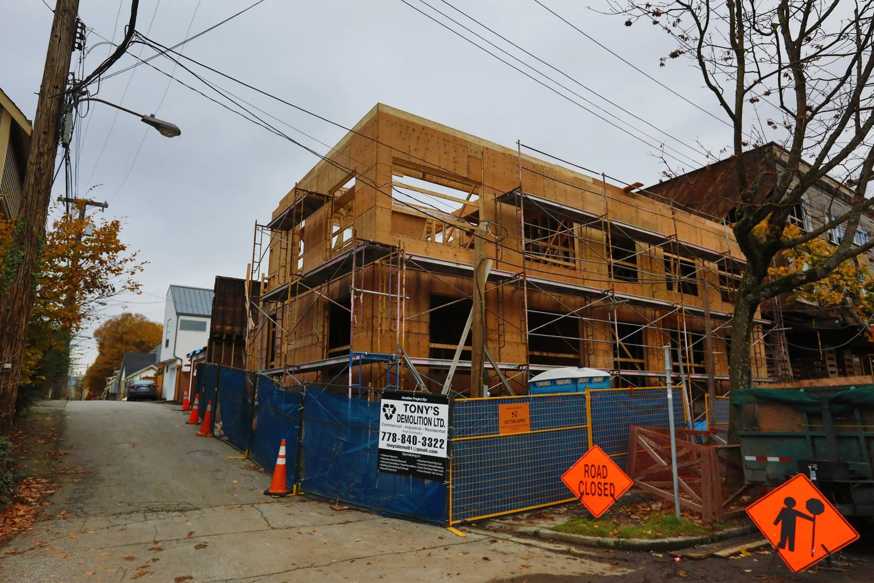 619 Heatley Constr_Oct 29_2016_HDR_A5122_4x6.jpg