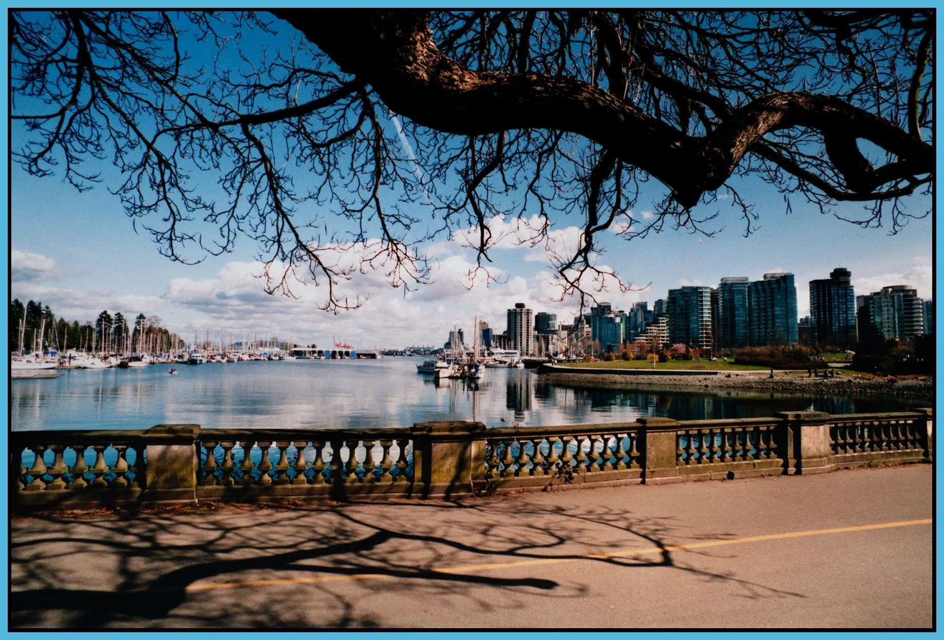 Stanley Park Lkg SE_Apr 2002_2109_4x6s.jpg