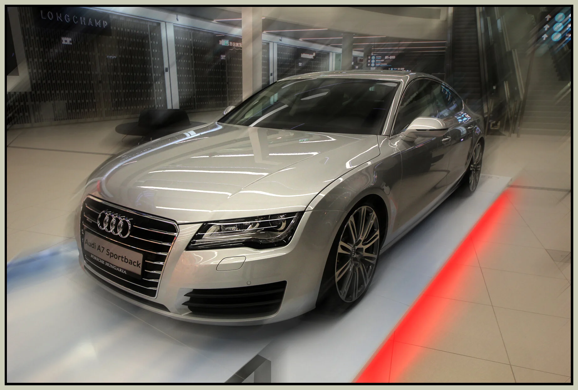 Budapest Audi 7_Nov 8_2011_1511_4x6s.jpg