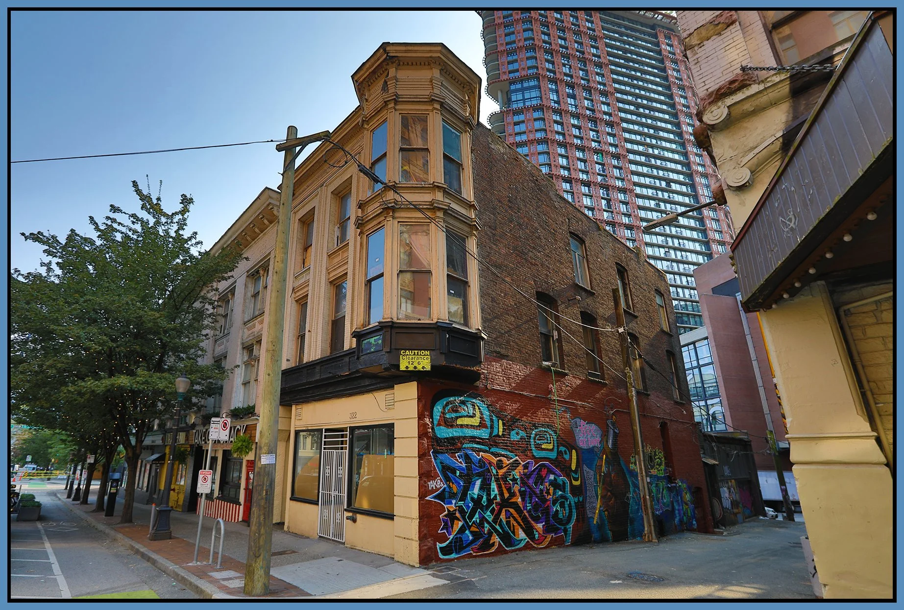 Gastown Alley Graffiti_Aug 24_2023_HDR_5C4934_4x6s.jpg