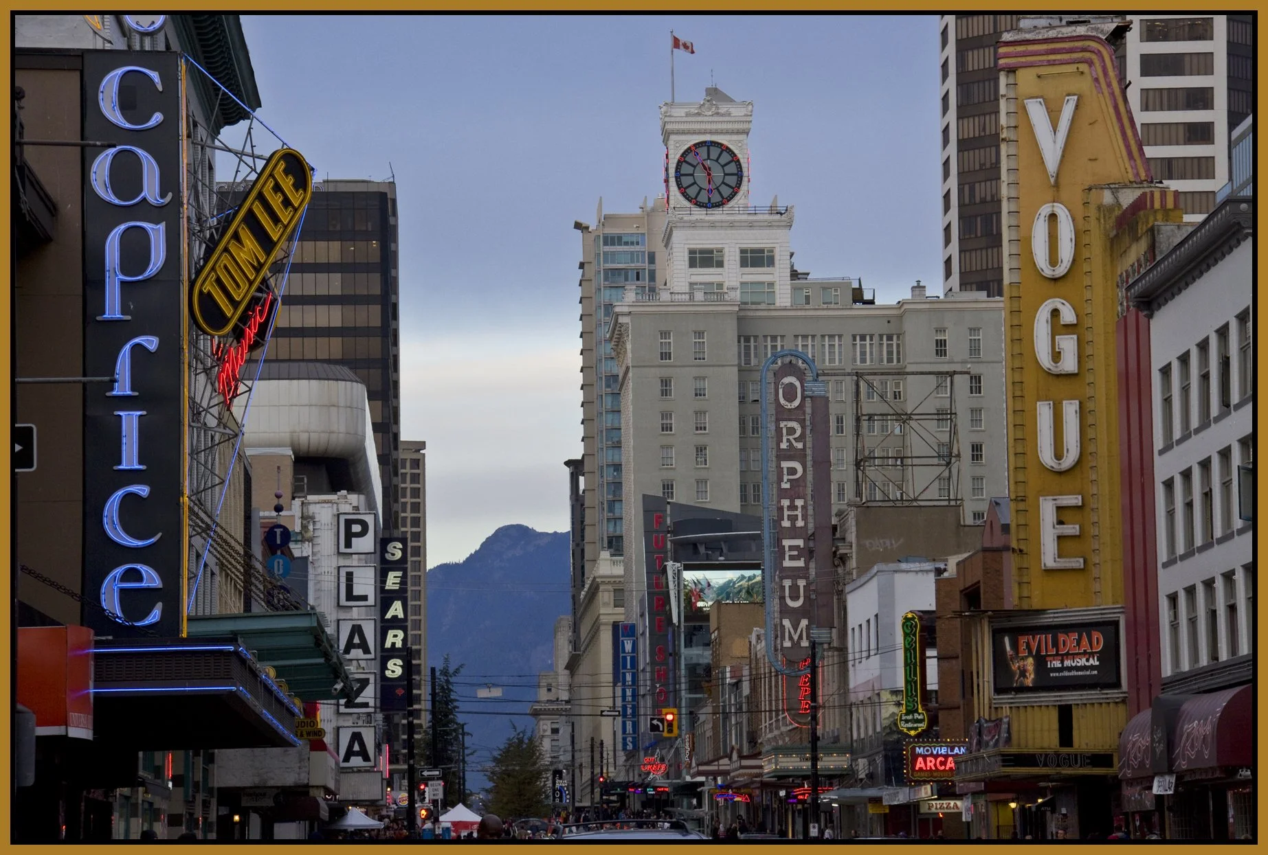 Granville Mall_Oct 11_2009_5472vel_4x6s.jpg