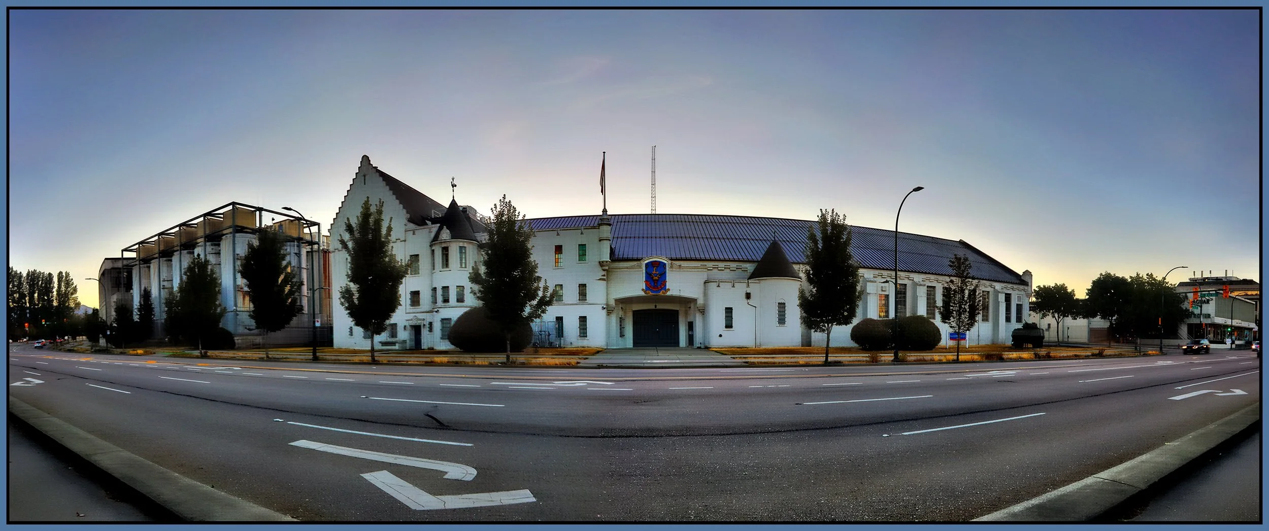 Seaforth Armoury on Burrard_Sep 8_2022_HDR_Pan_5B8119_1_peHdr2013_1_4x10s.jpg
