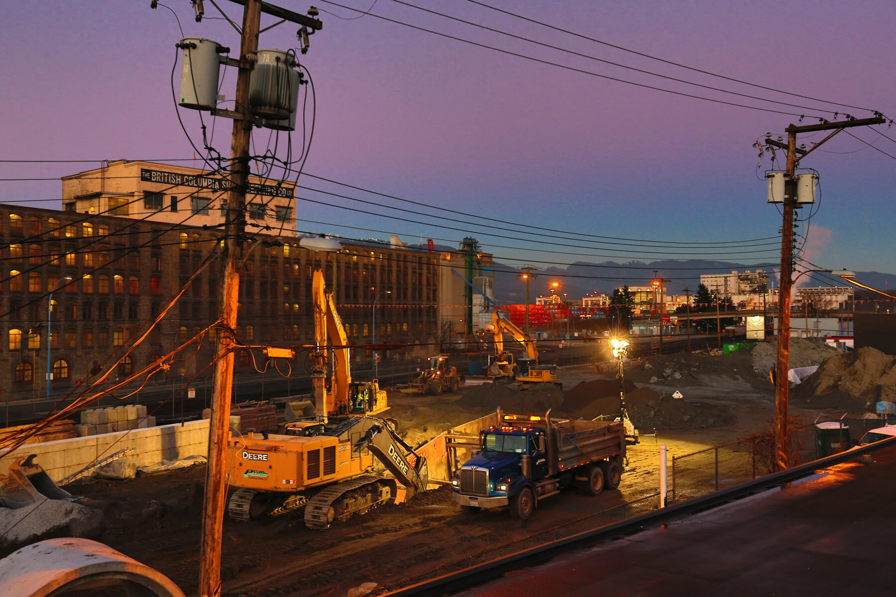 Powell Const_Jan 24_2014_HDR_E3400_4x6.jpg