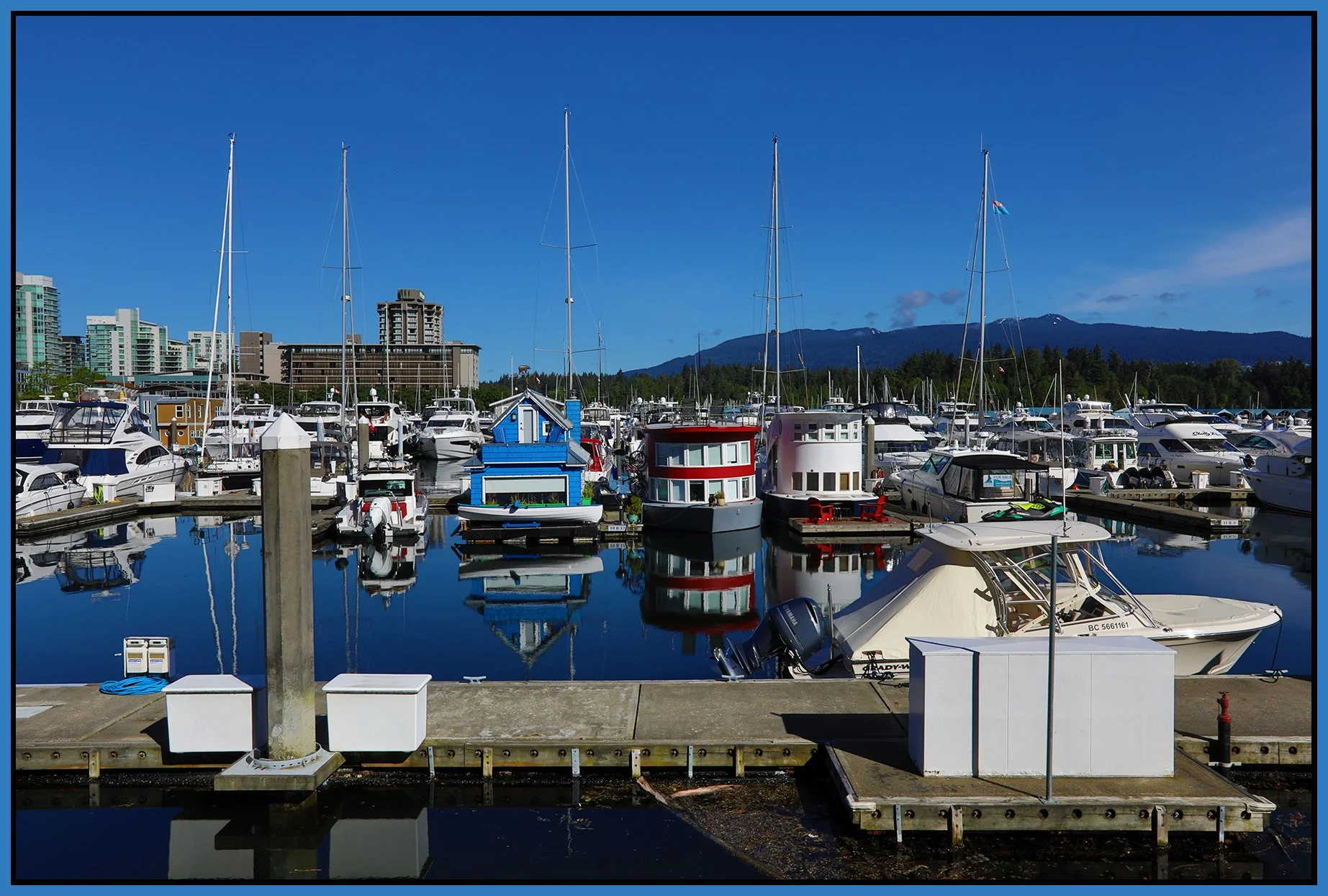 Coal Harbour House Boats_May 29_2021_HDR_5A5959_4x6s.jpg