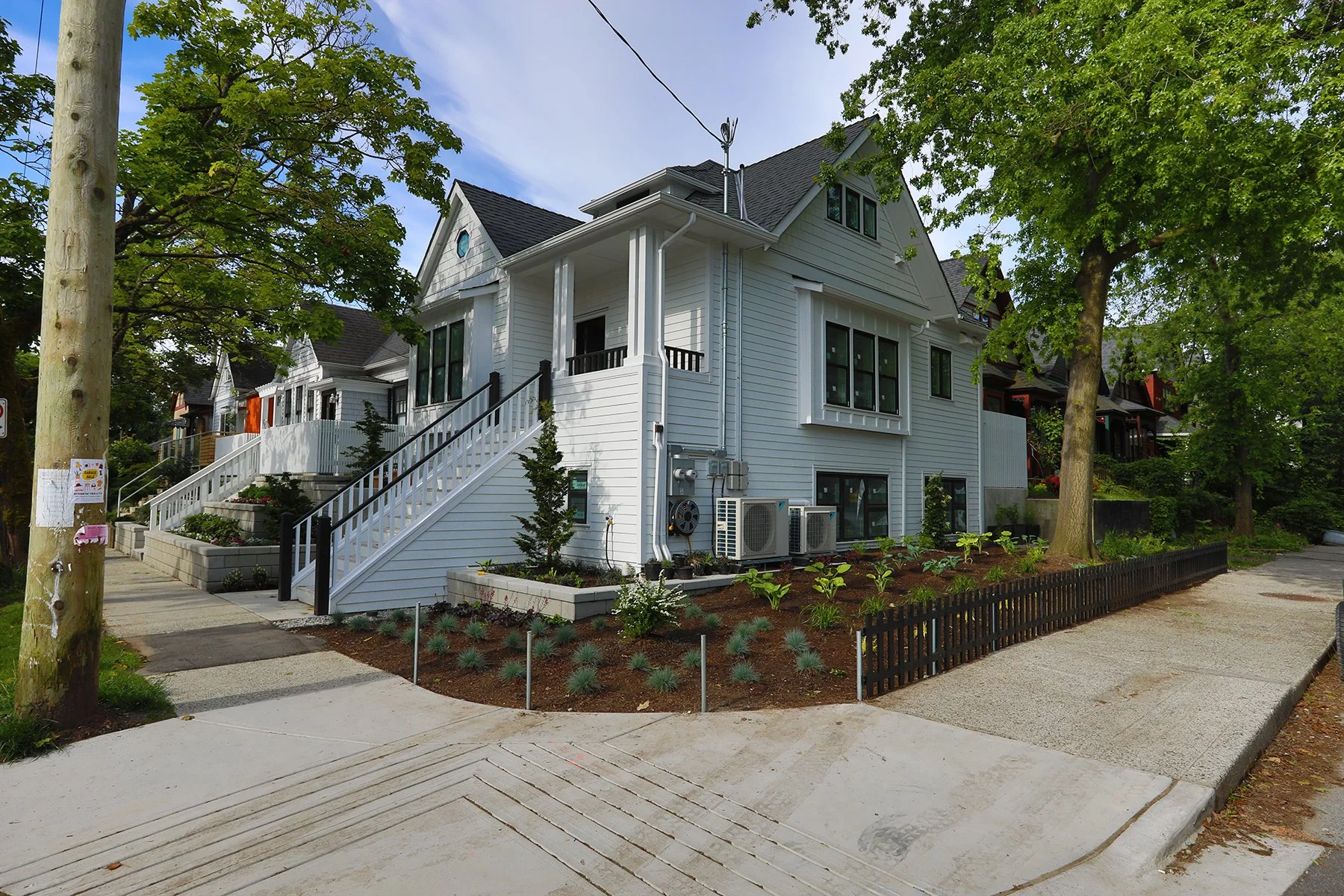 703 Heatley St Const_Jun 6_2024_HDR_4J0380_4x6.jpg