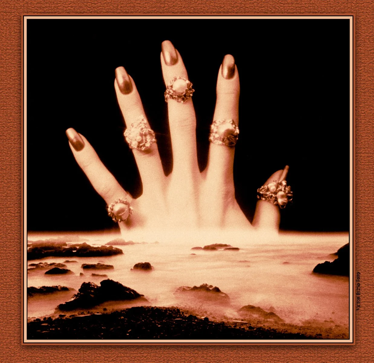 Jewellery_Hand_1_4x6s.jpg