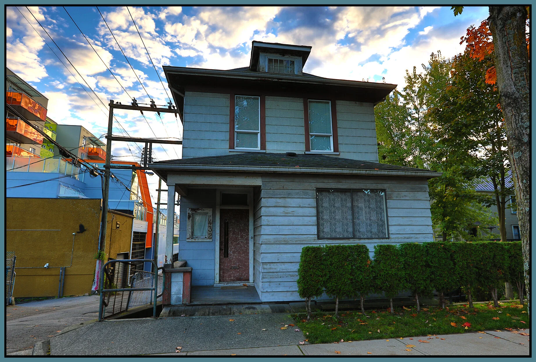 432 Heatley Strathcona_Oct 10_2018_HDR_D4560_4x6s.jpg