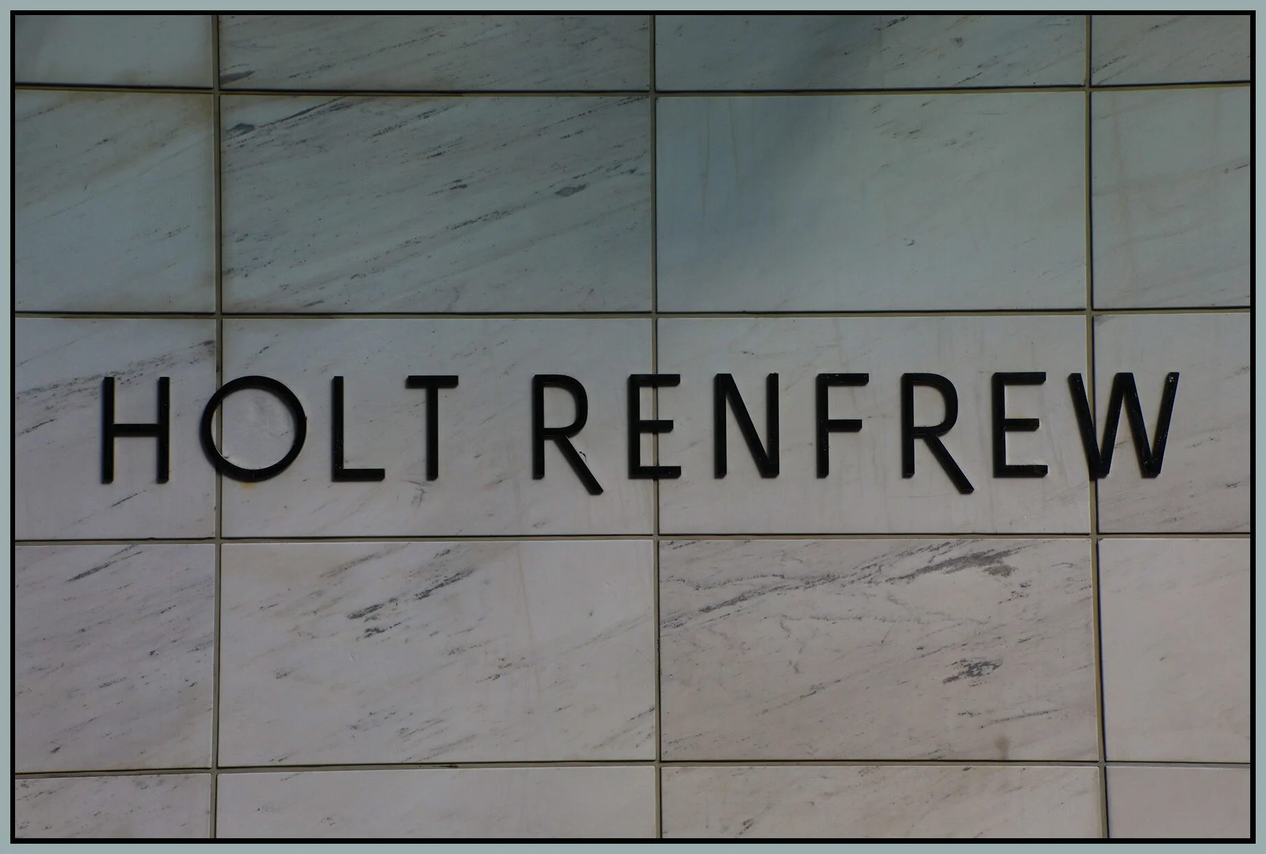 Holt Renfrew Sign_Aug 3_2021_HDR_5A7545_4x6s.jpg
