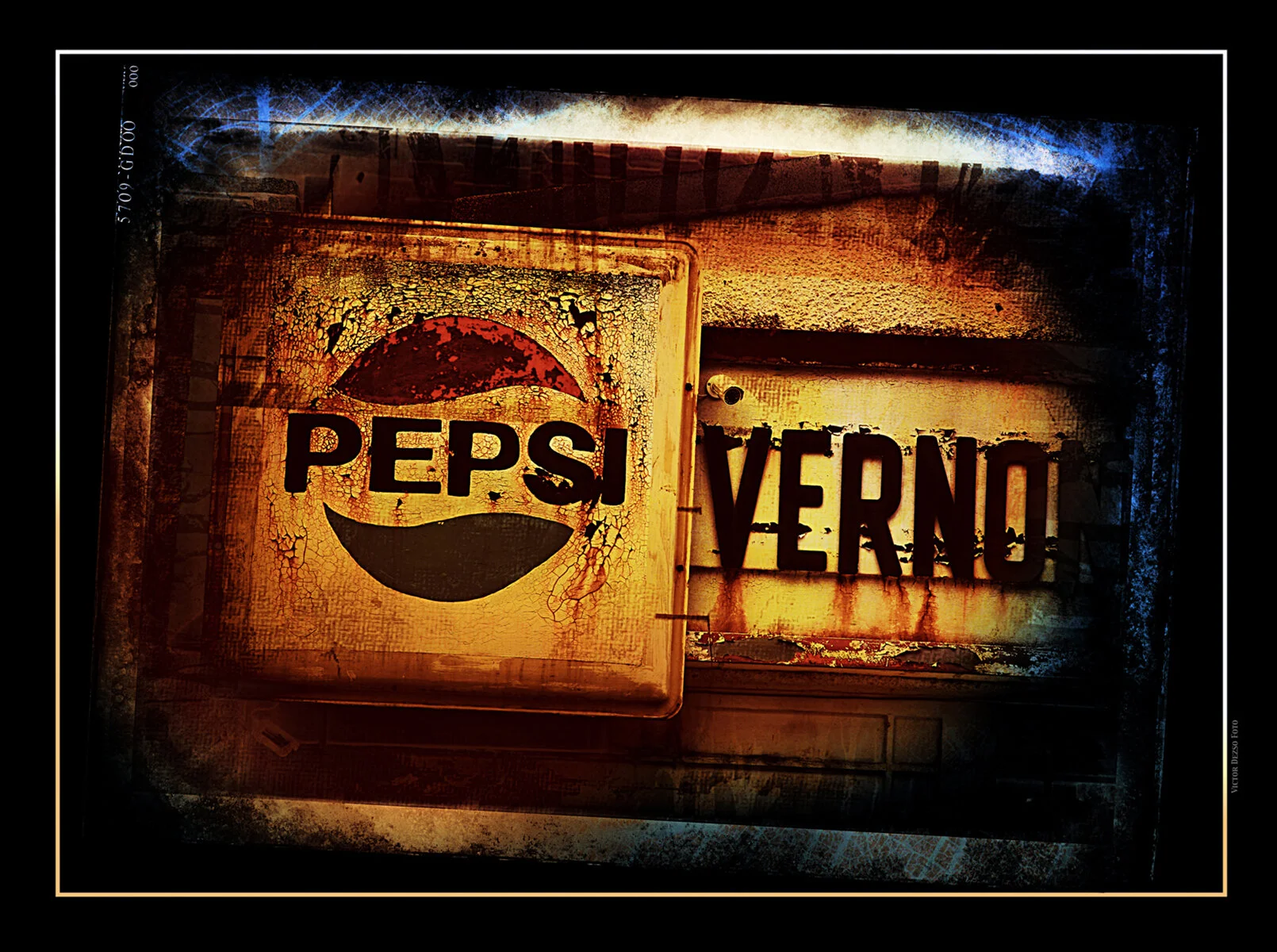 Vernon Groc Sign_Aug 30_2015_HDR_H1842_peGrunge_4x6s.jpg