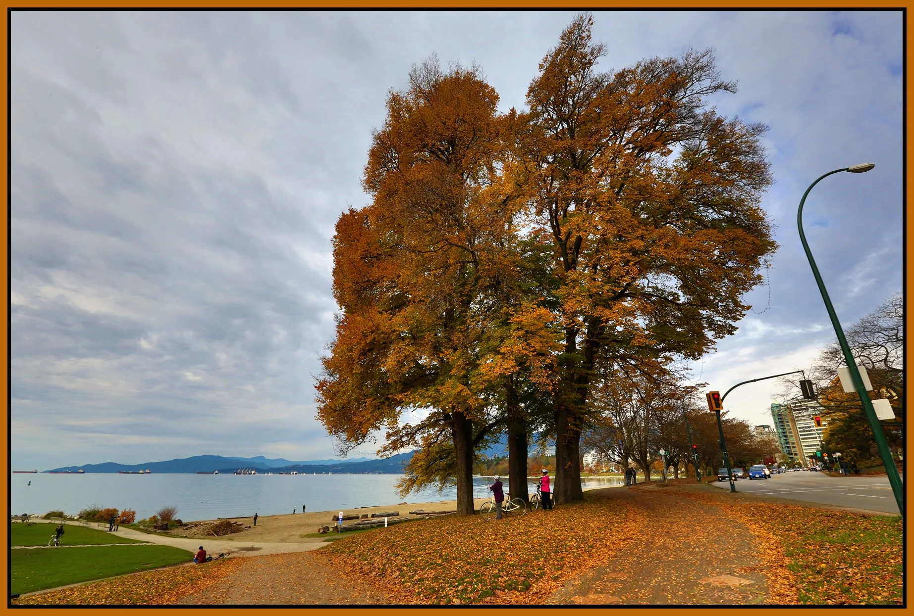 English Bay_Nov 11_2013_HDR_D4850_4x6s.jpg