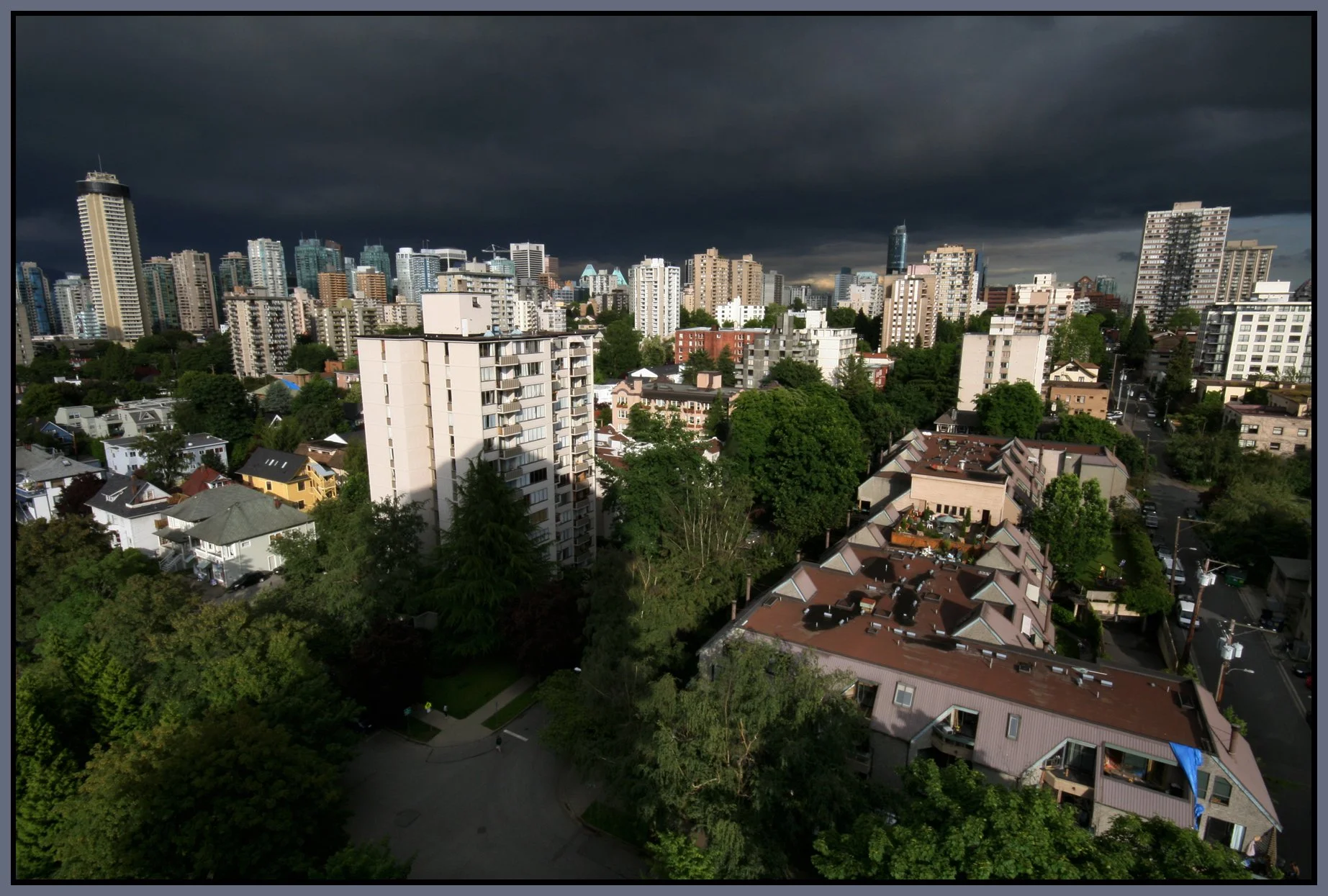 Maria's View West End Vancouver_8807_4x6s.jpg