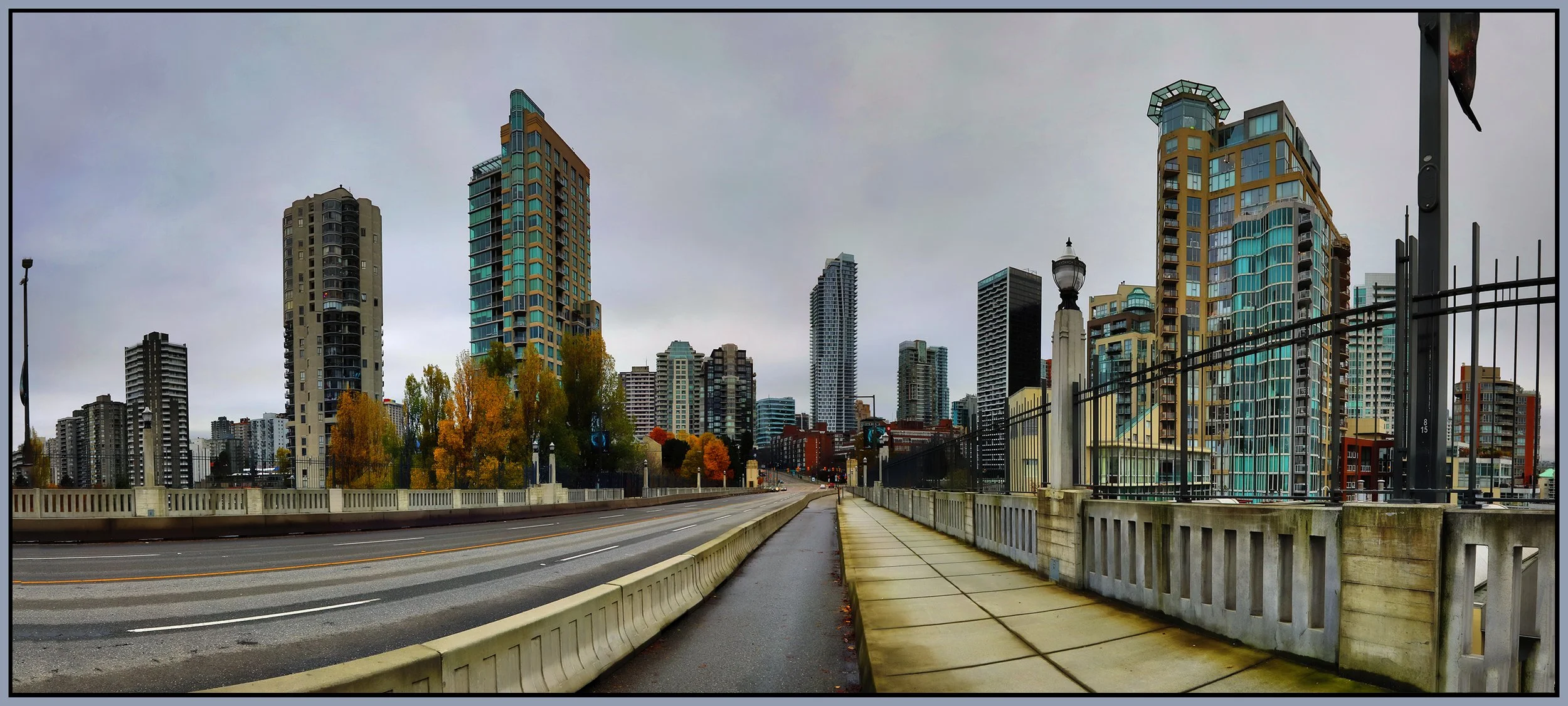 Burrard Bridge LkgN_Nov 11_2021_HDR_Pan_5A0304_peShdngCntrst_1_4x9s.jpg