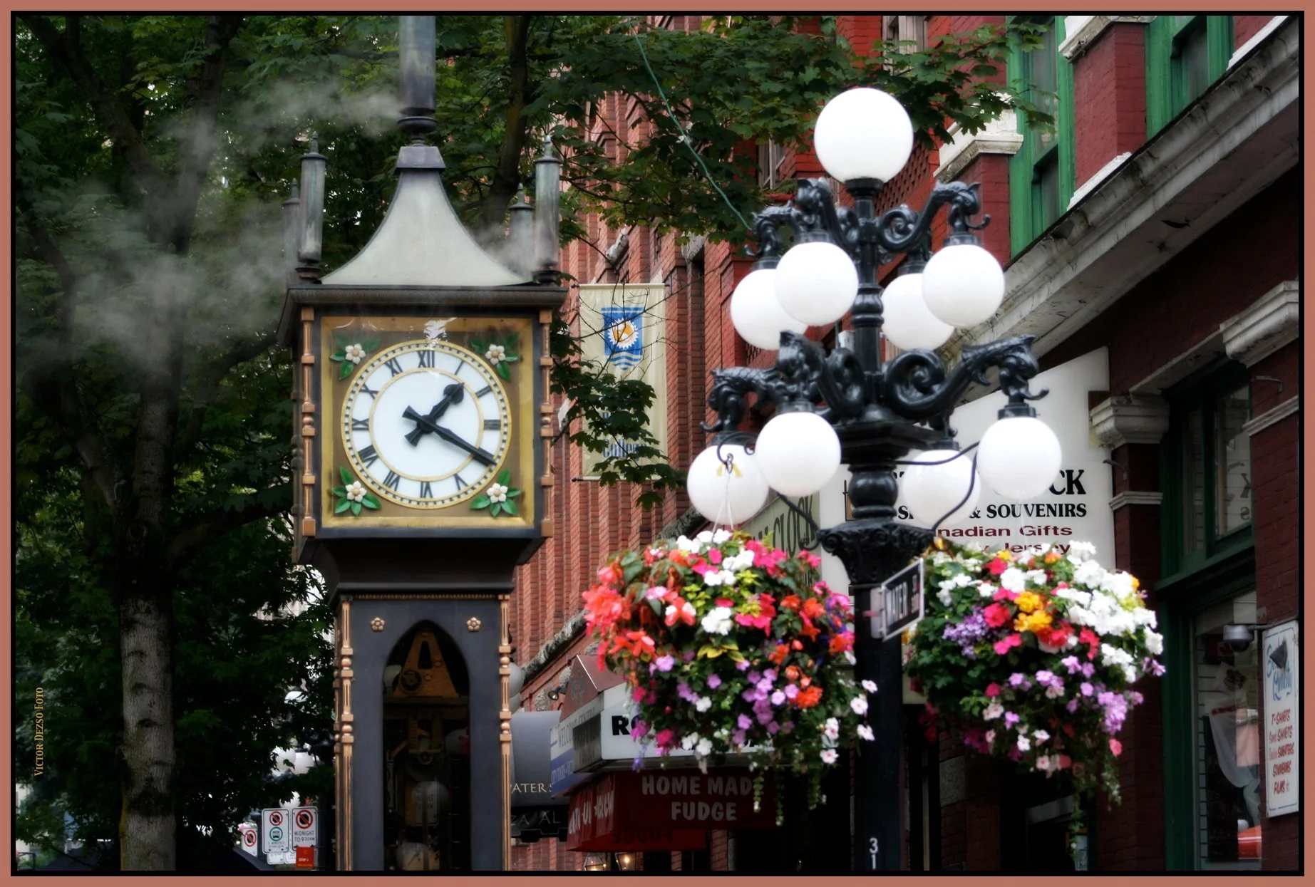 Gastown Steam Clock_9205_1_4x6s.jpg