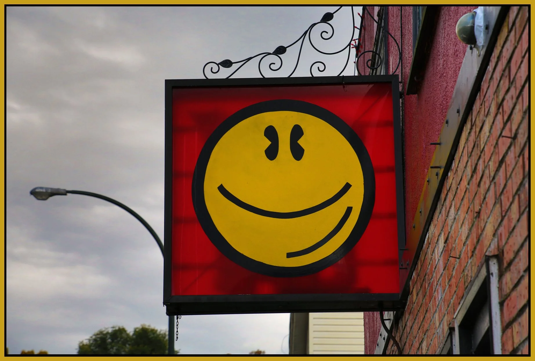 Venables Happy Face_Oct 10_2016_HDR_L1084_4x6s.jpg