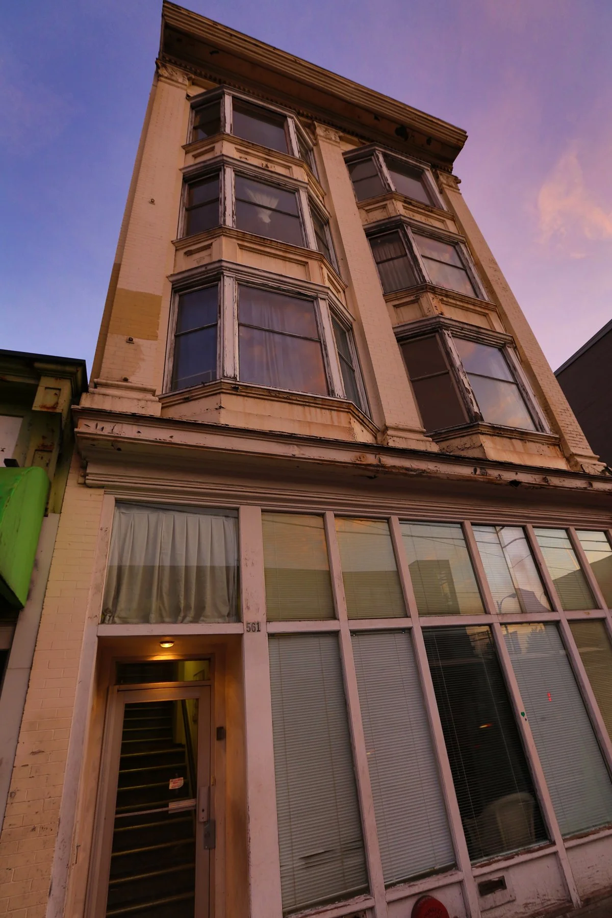 561 E Hastings_Jan 21_2014_HDR_E2656_4x6.jpg