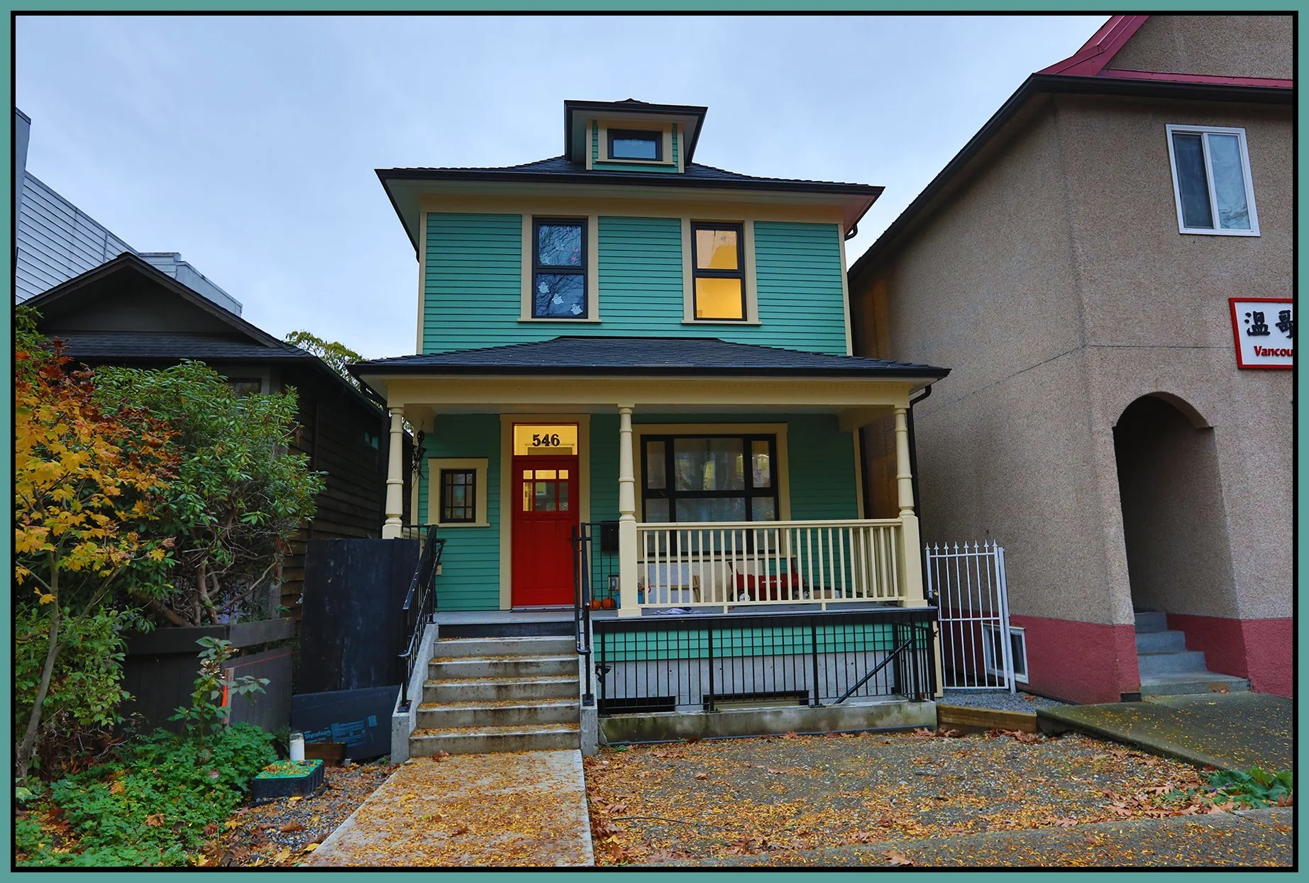 546 Keefer St Strathcona_Oct 25_2021_HDR_5A7956_4x6s.jpg