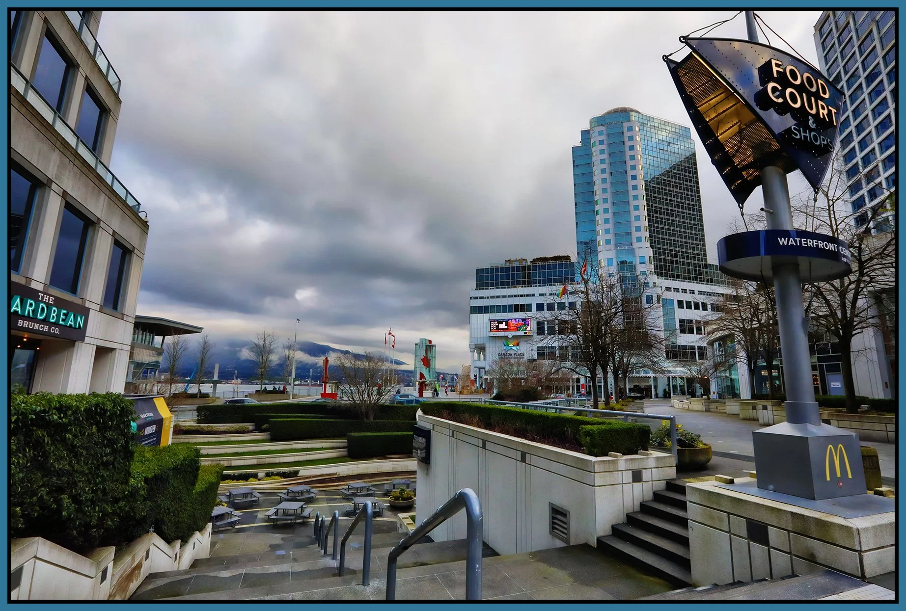 Waterfront Hotel LkgN_Jan 11_2025_HDR_5E7725_peShdngCntrst_4x6s.jpg