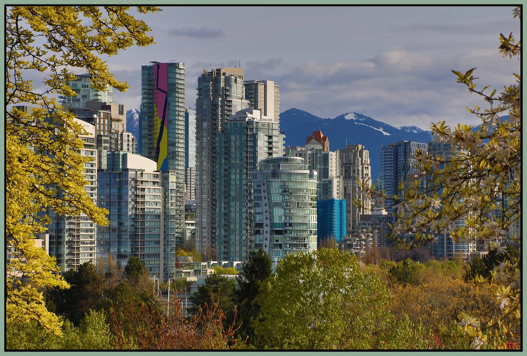 Vancouver from Choklit Park_Apr 24_2022_HDR_4G8525_4x6s.jpg